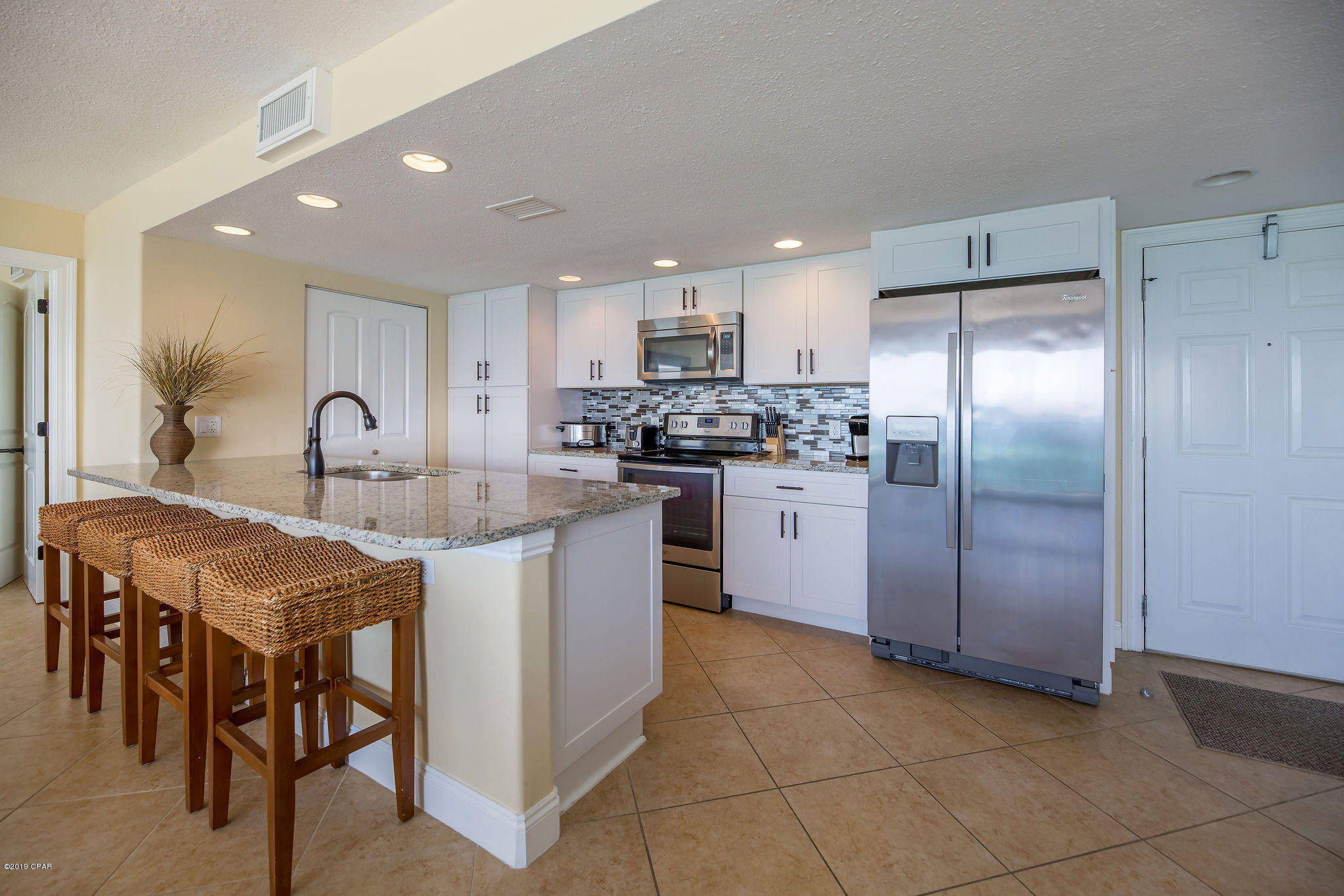 Seachase Condo - Residential