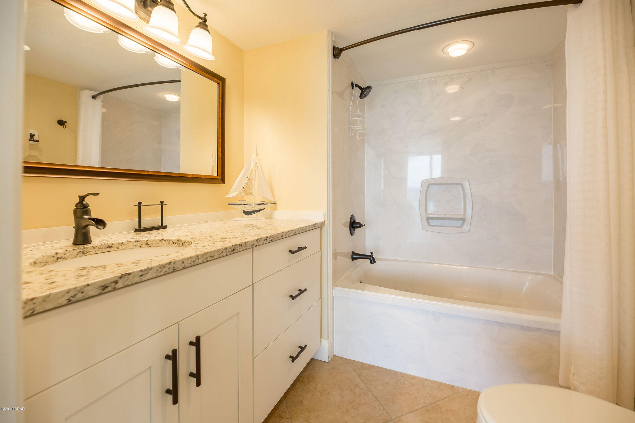 Seachase Condo - Residential