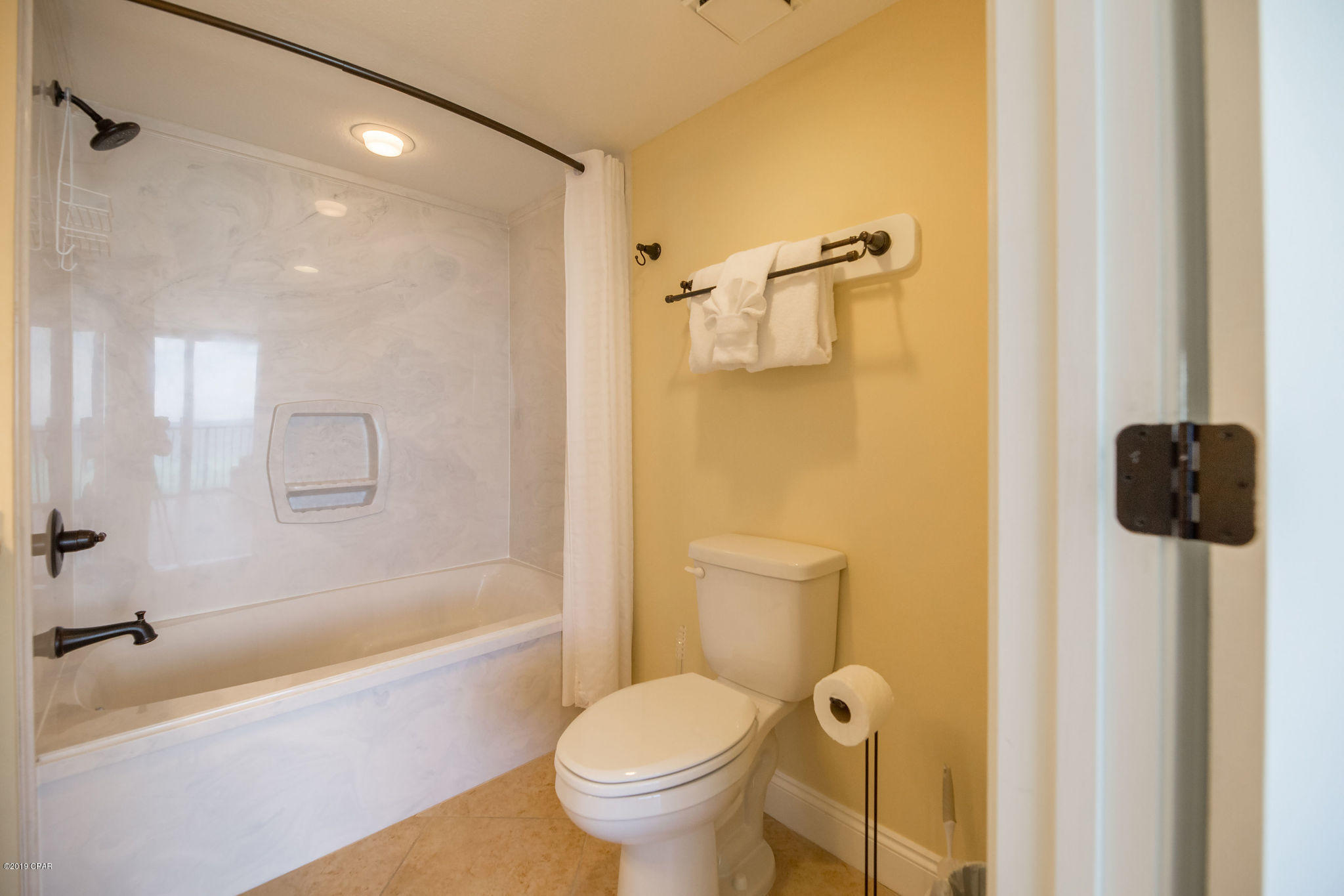 Seachase Condo - Residential