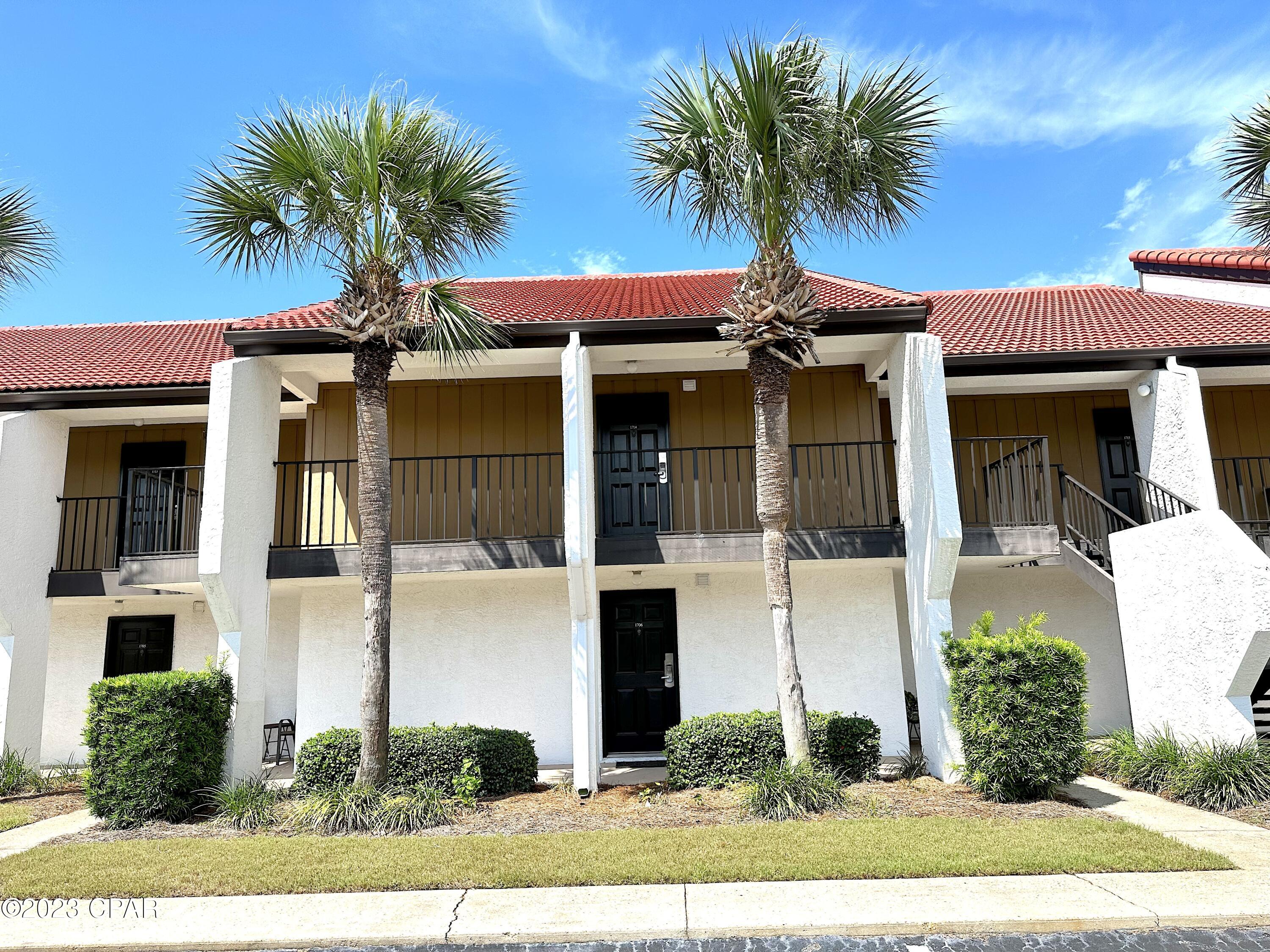 Edgewater Golf Villas V-A - Residential