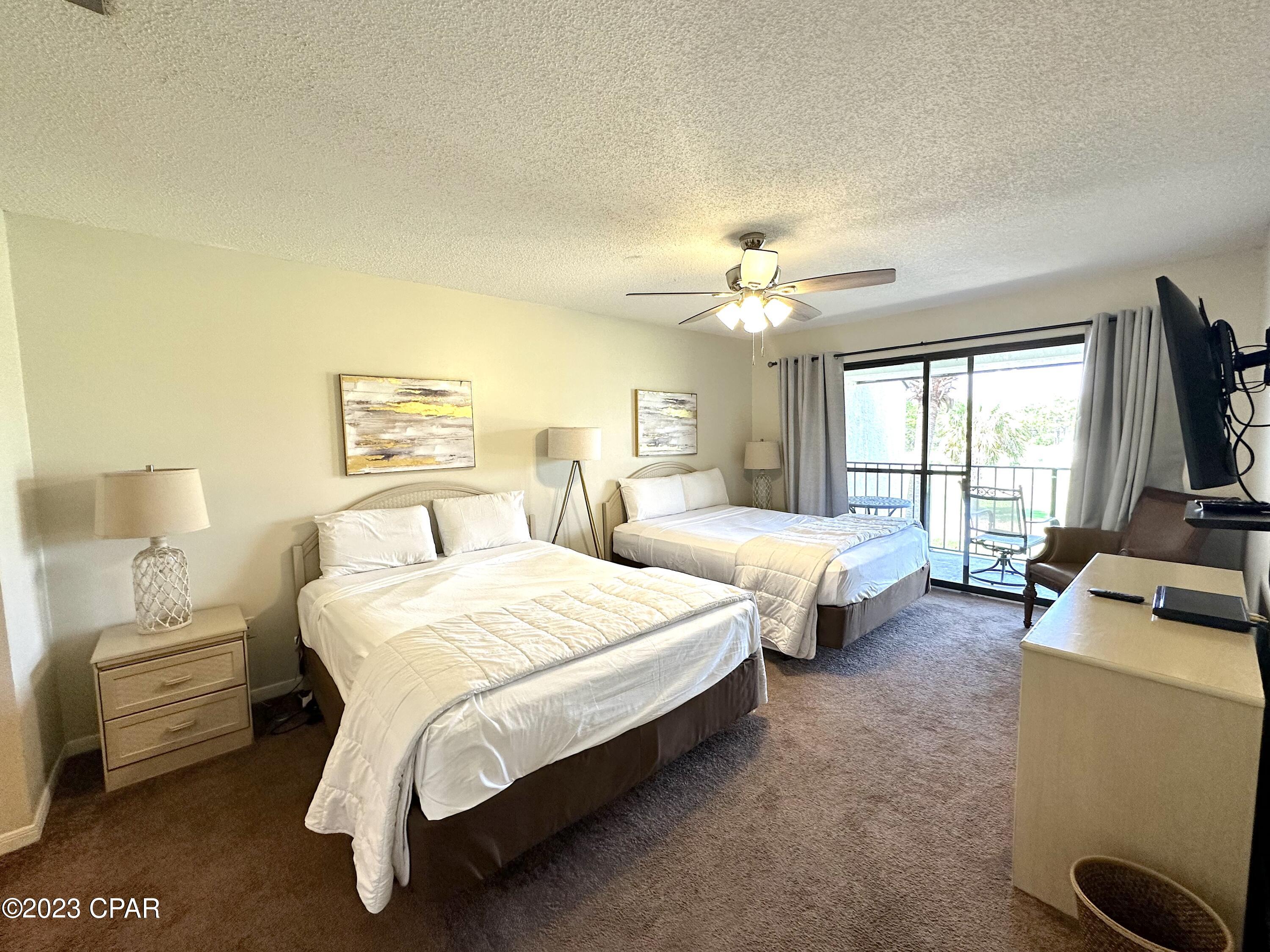 Edgewater Golf Villas V-A - Residential