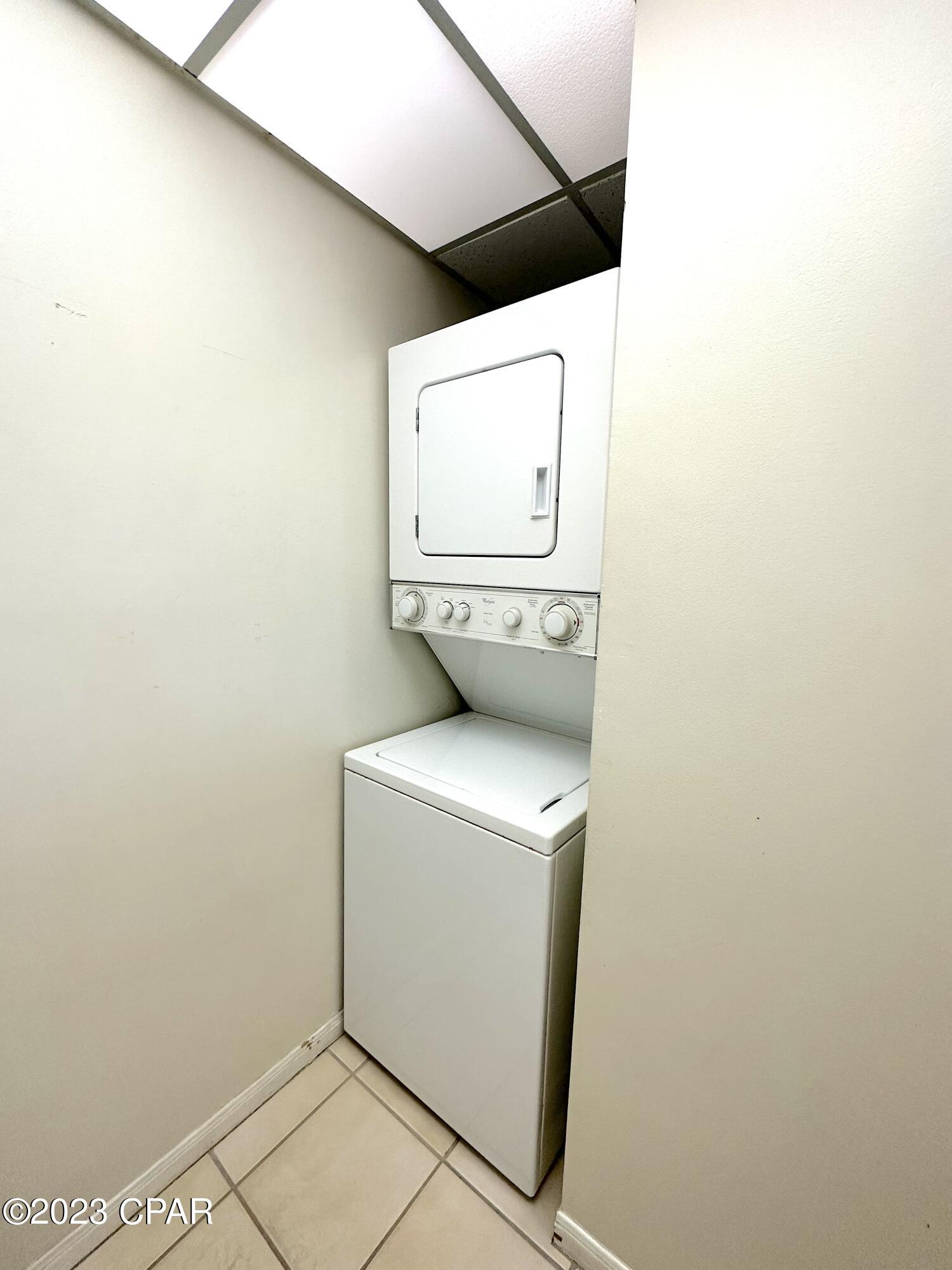 Edgewater Golf Villas V-A - Residential