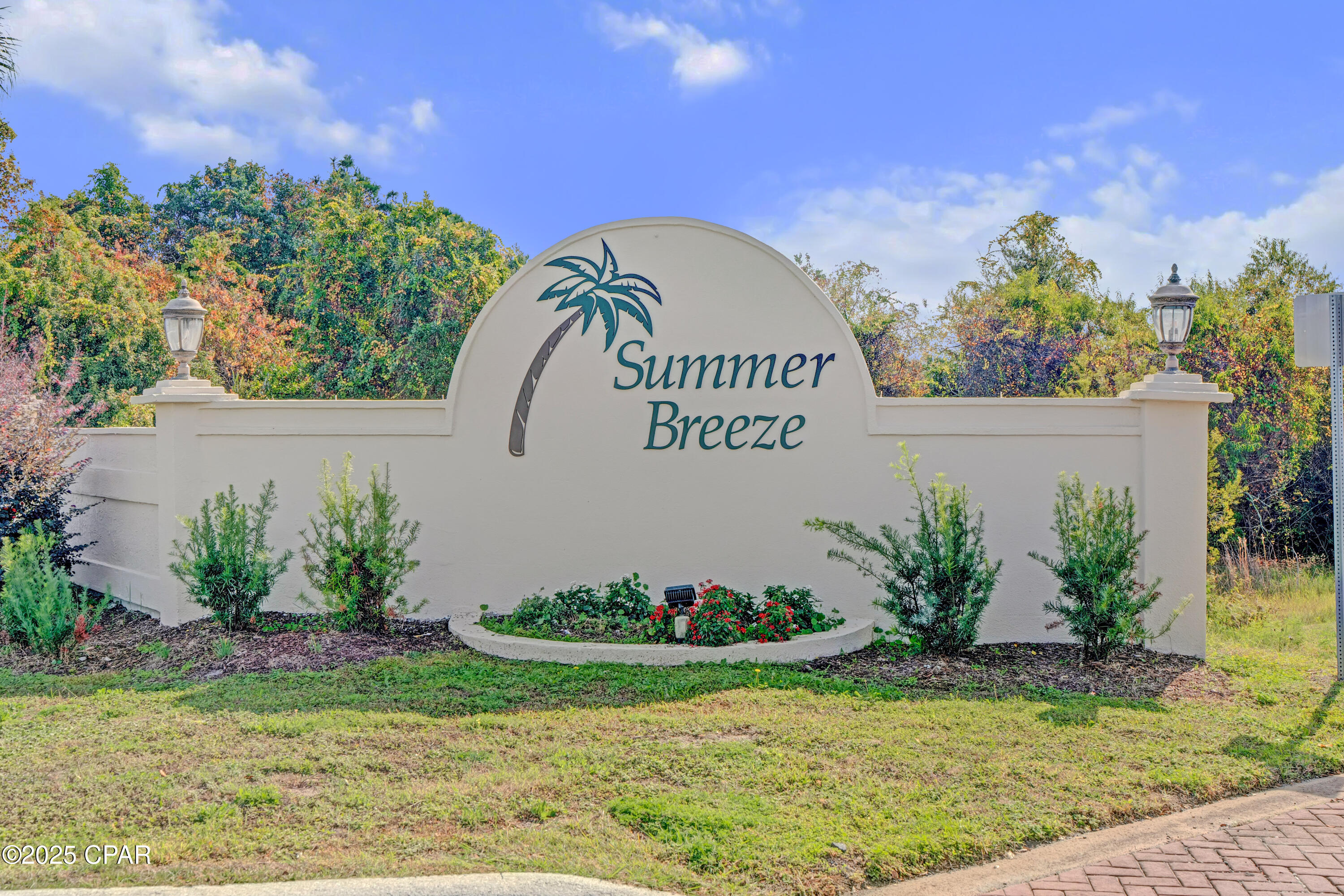Summer Breeze - Residential