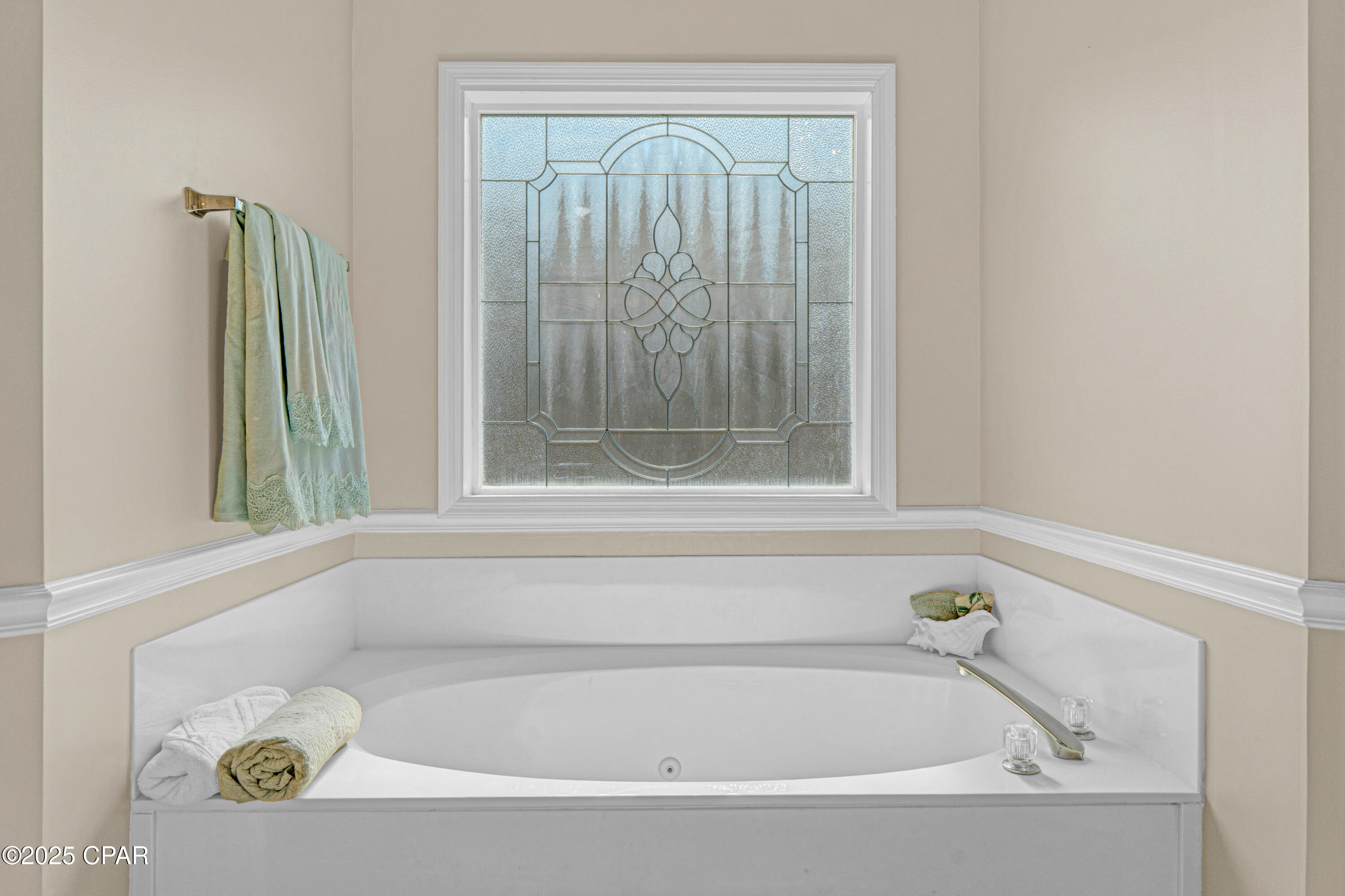 Summer Breeze - Residential