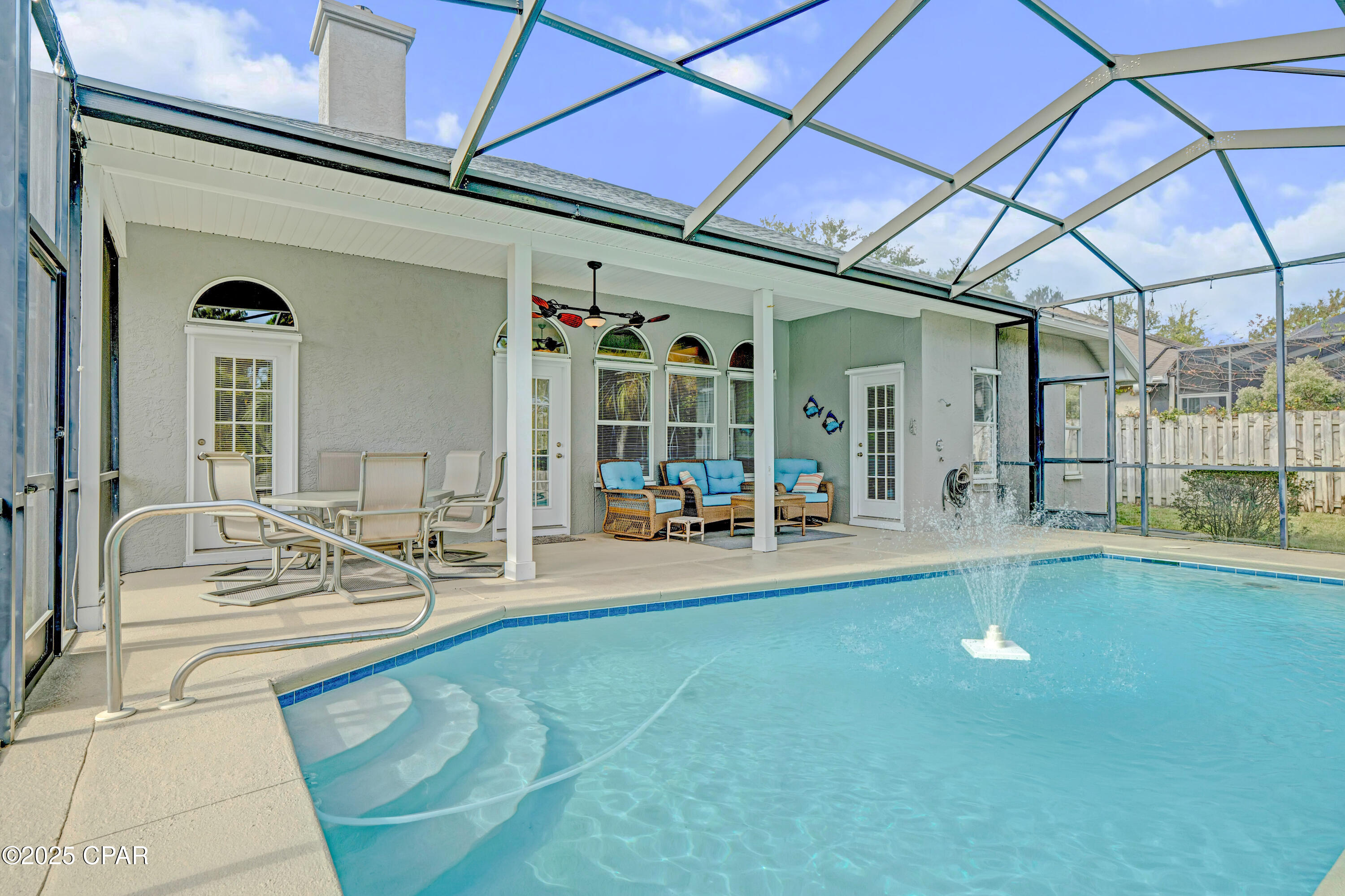 Summer Breeze - Residential