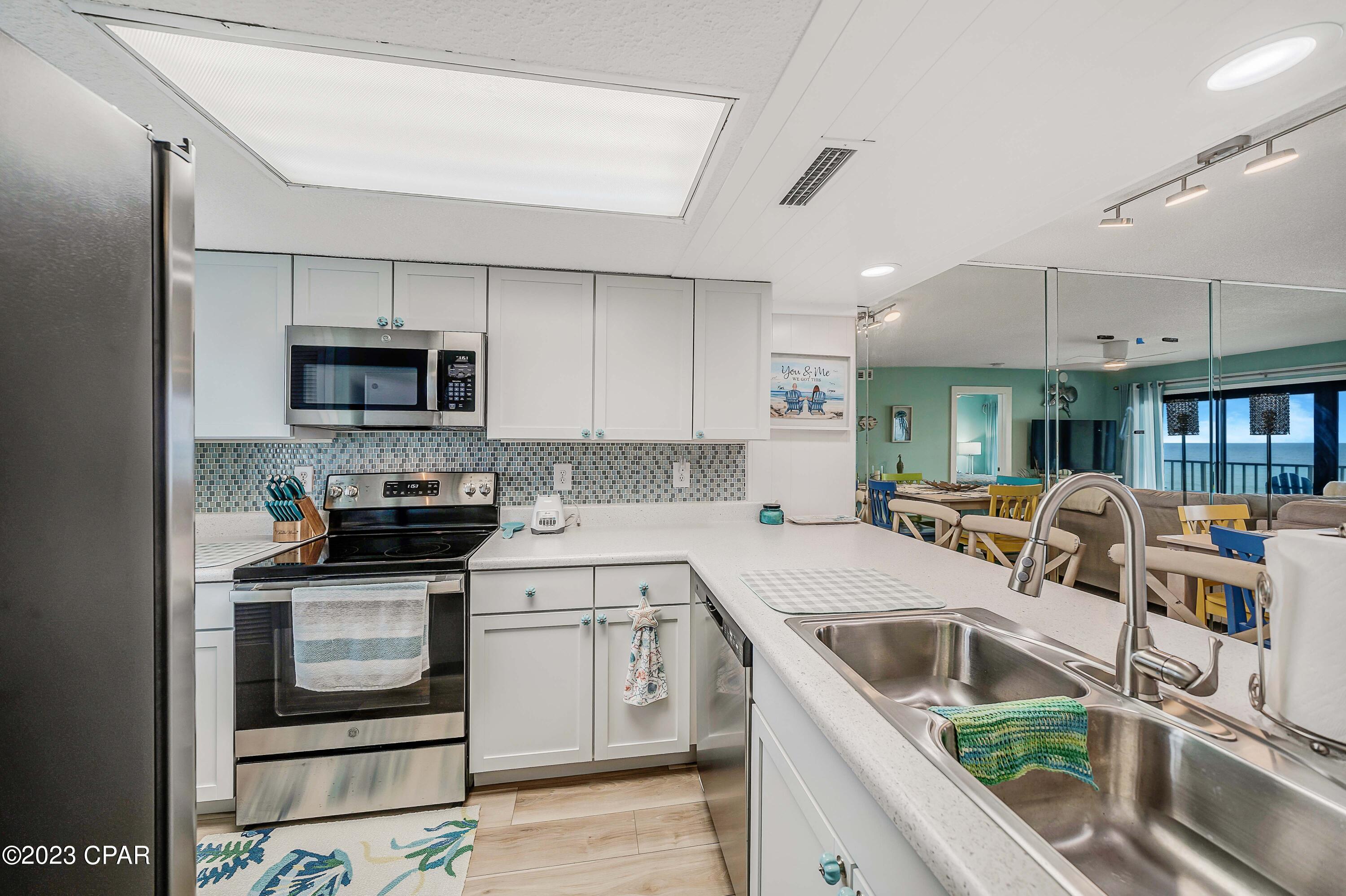 The Commodore - Residential