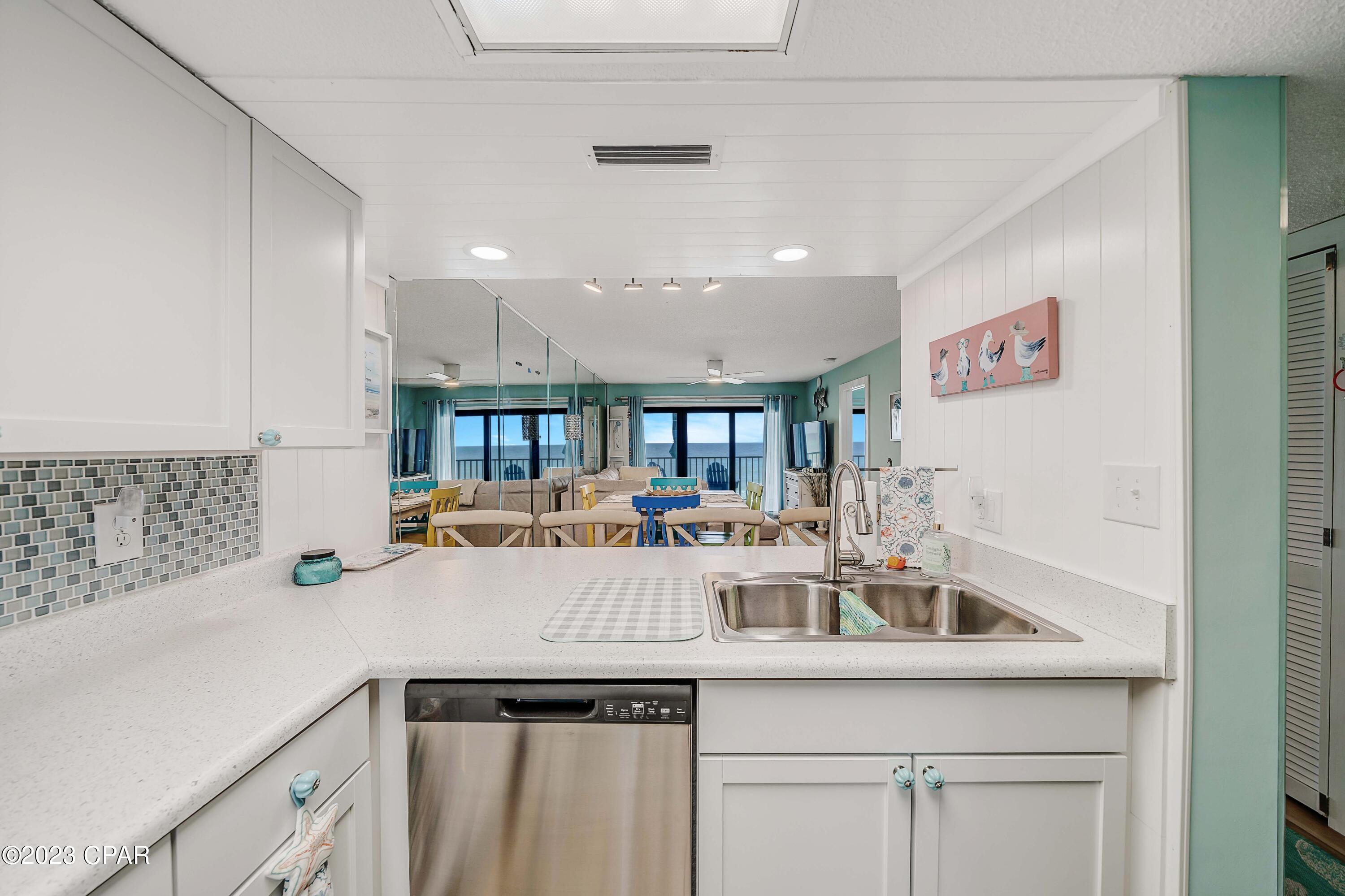 The Commodore - Residential