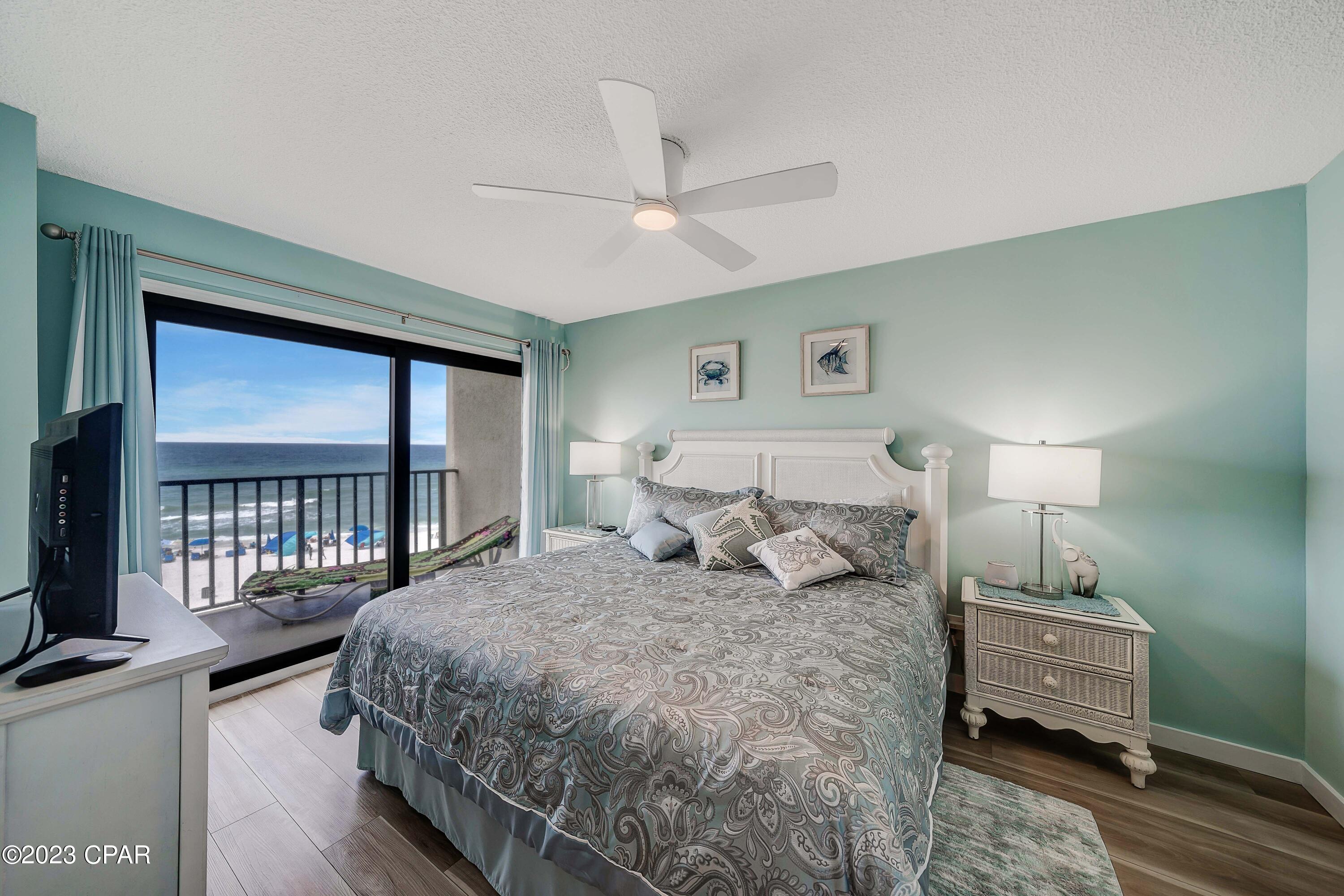 The Commodore - Residential