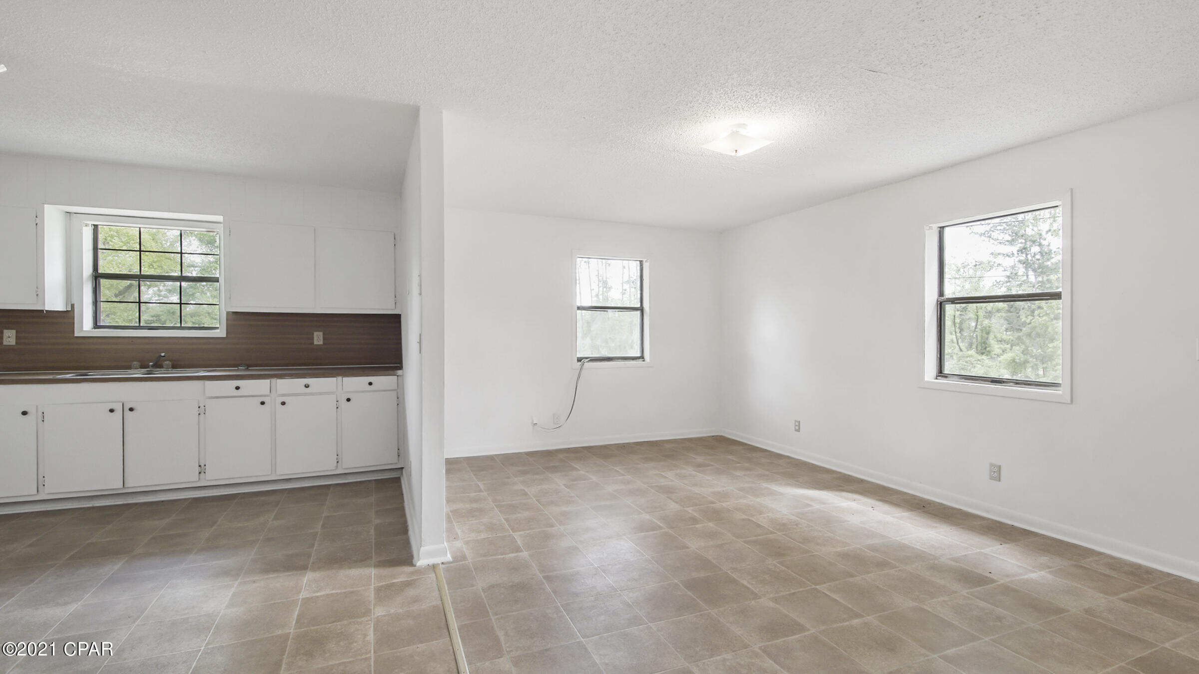 [No Recorded Subdiv] - Commercial Sale