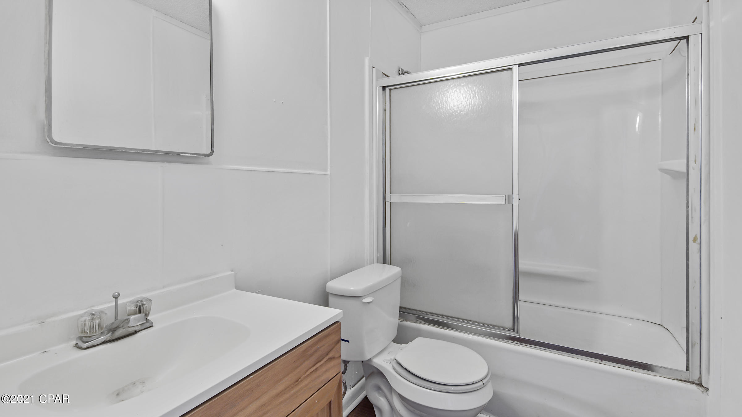 [No Recorded Subdiv] - Commercial Sale