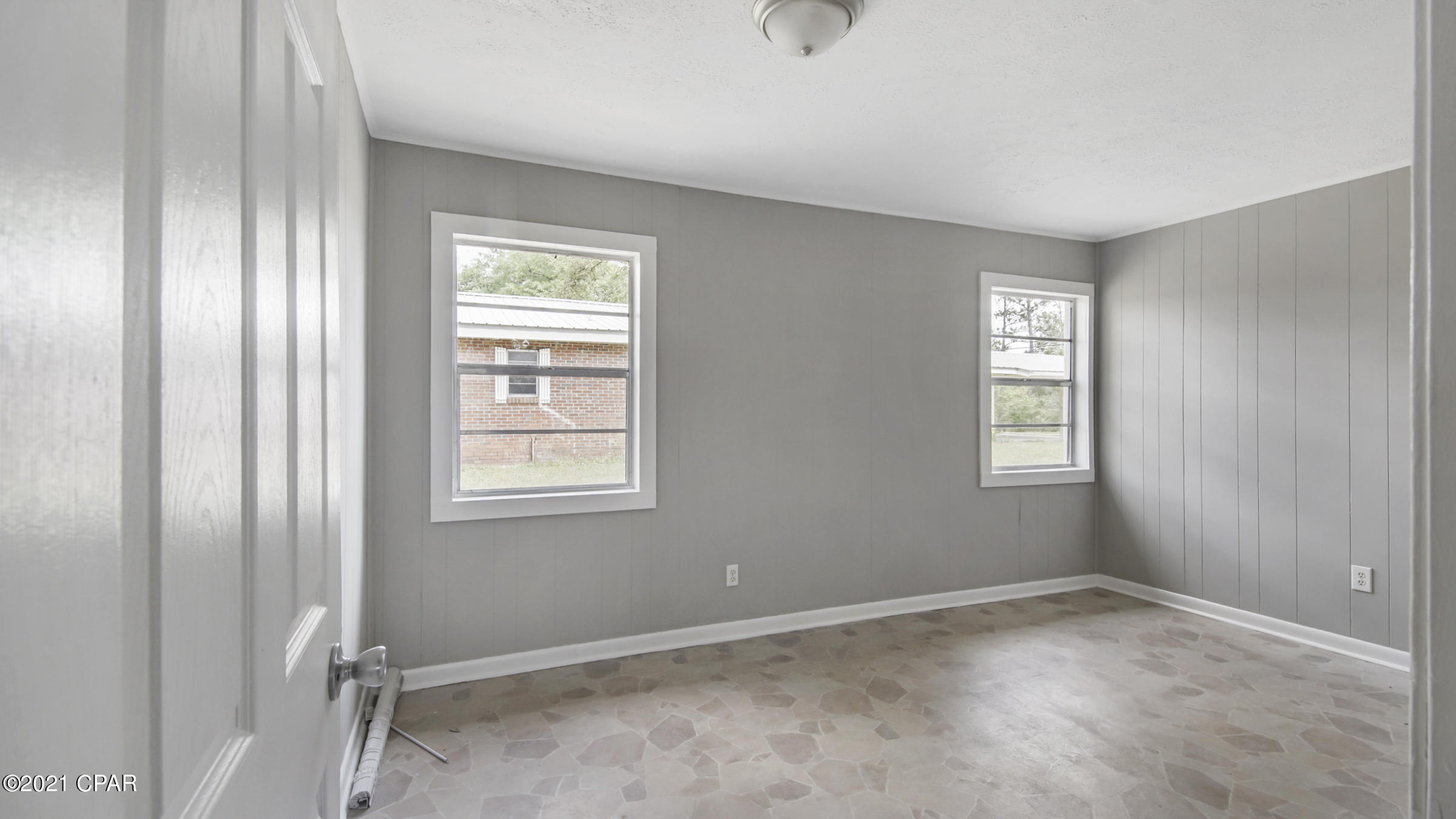 [No Recorded Subdiv] - Commercial Sale