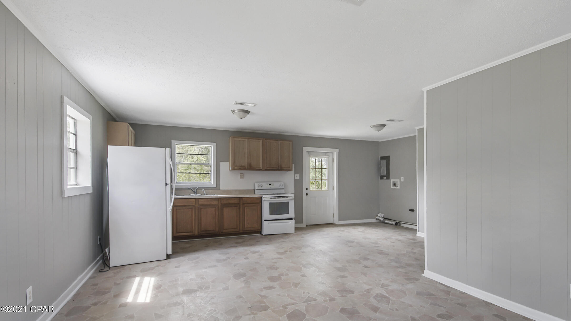 [No Recorded Subdiv] - Commercial Sale