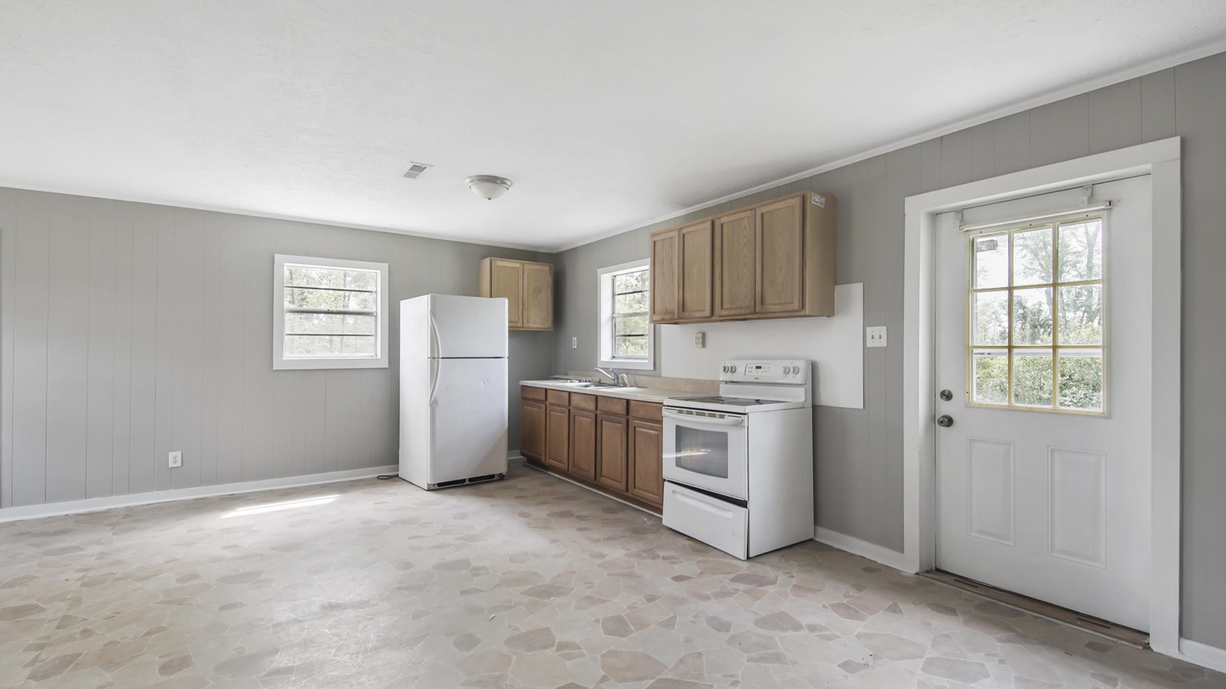 [No Recorded Subdiv] - Commercial Sale