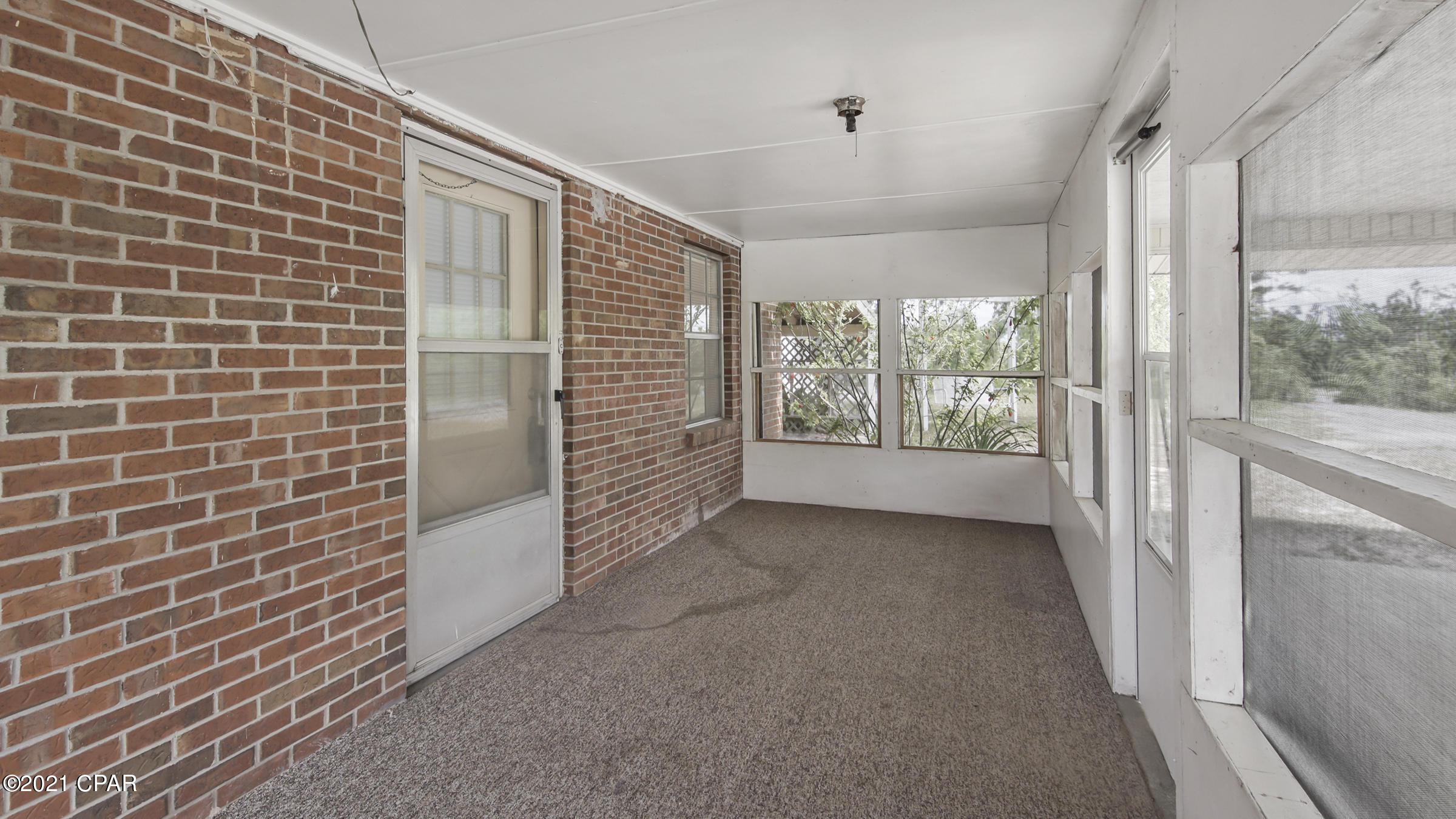 [No Recorded Subdiv] - Commercial Sale