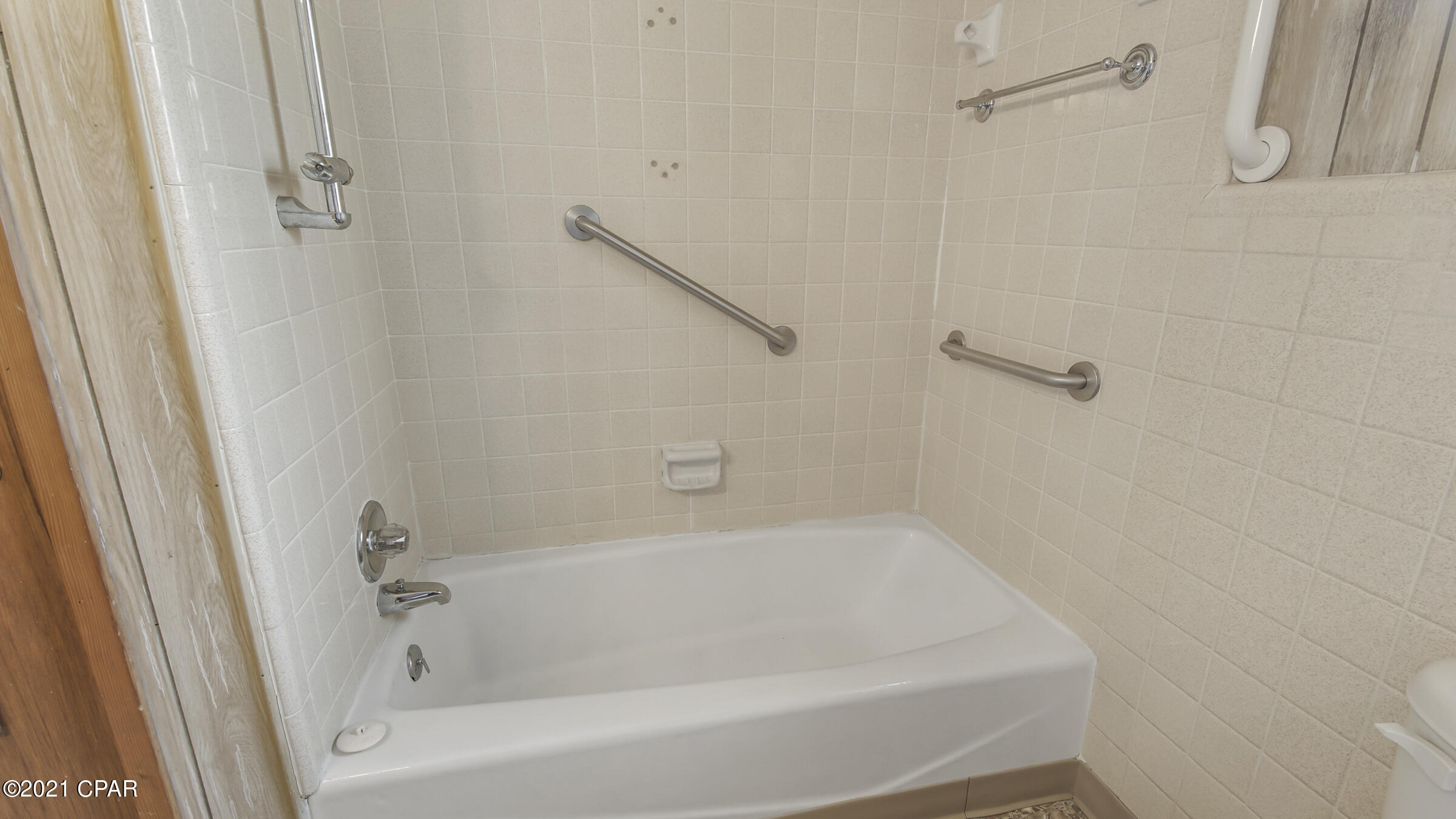 [No Recorded Subdiv] - Commercial Sale