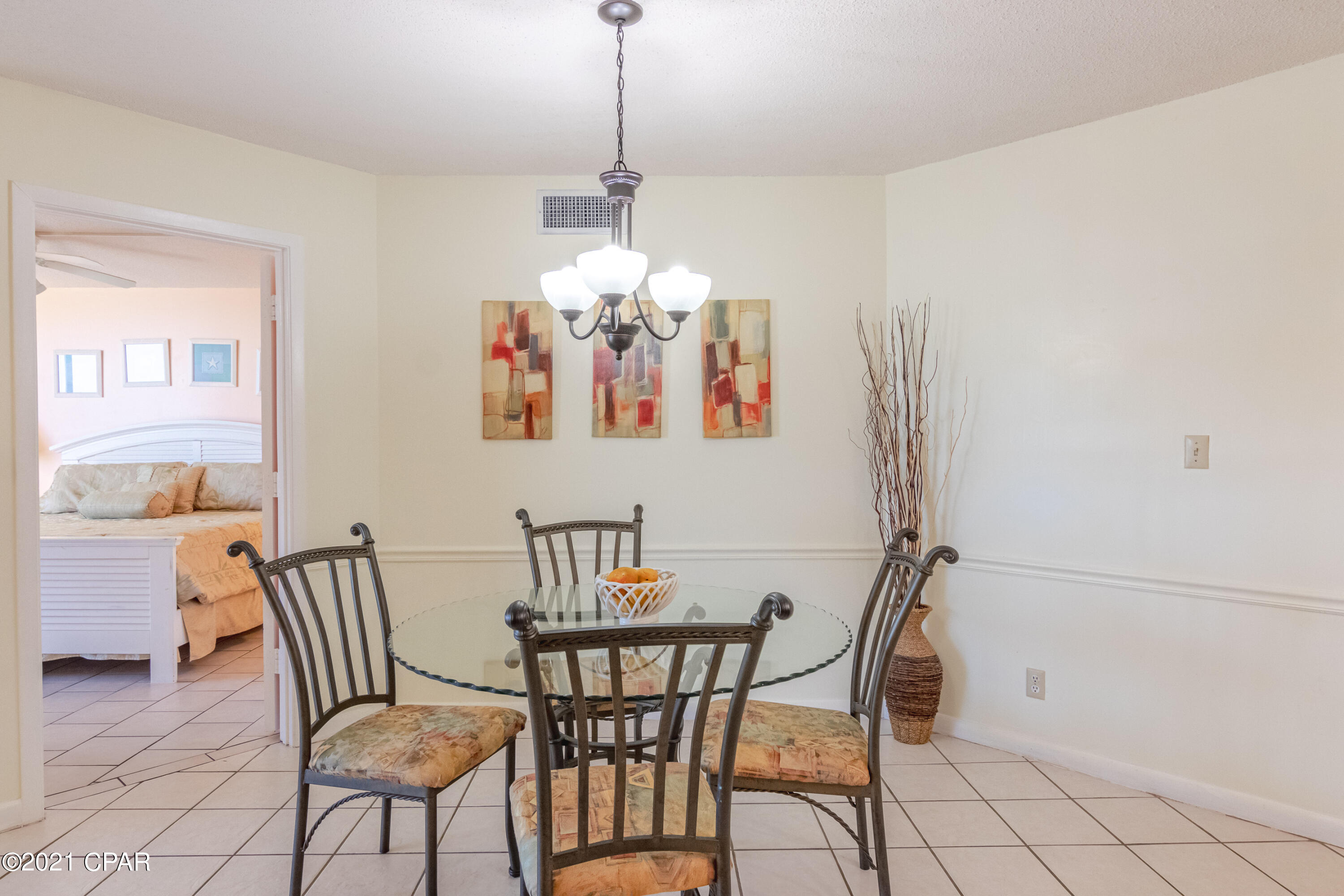 Summerhouse Condo. - Residential