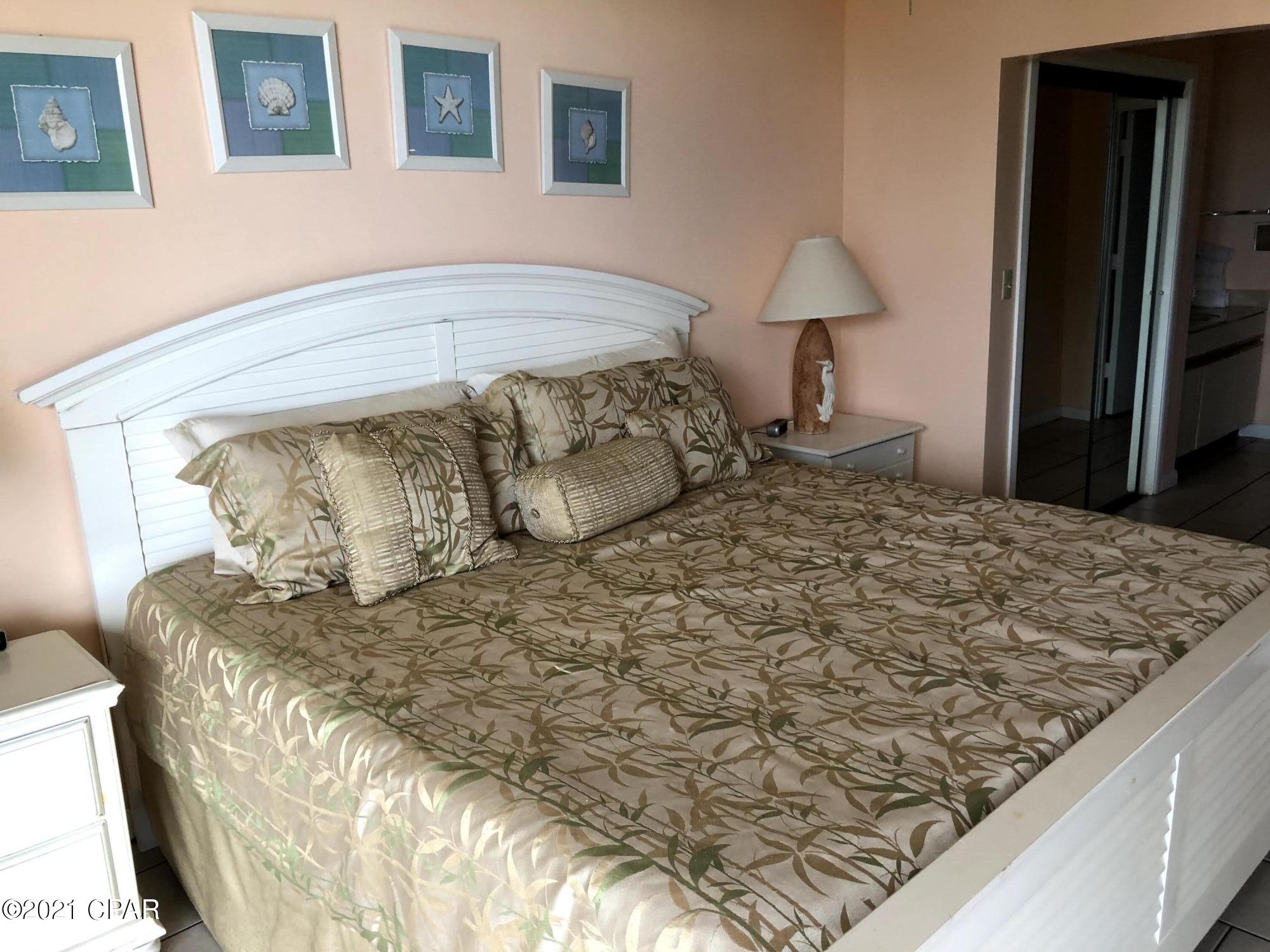 Summerhouse Condo. - Residential