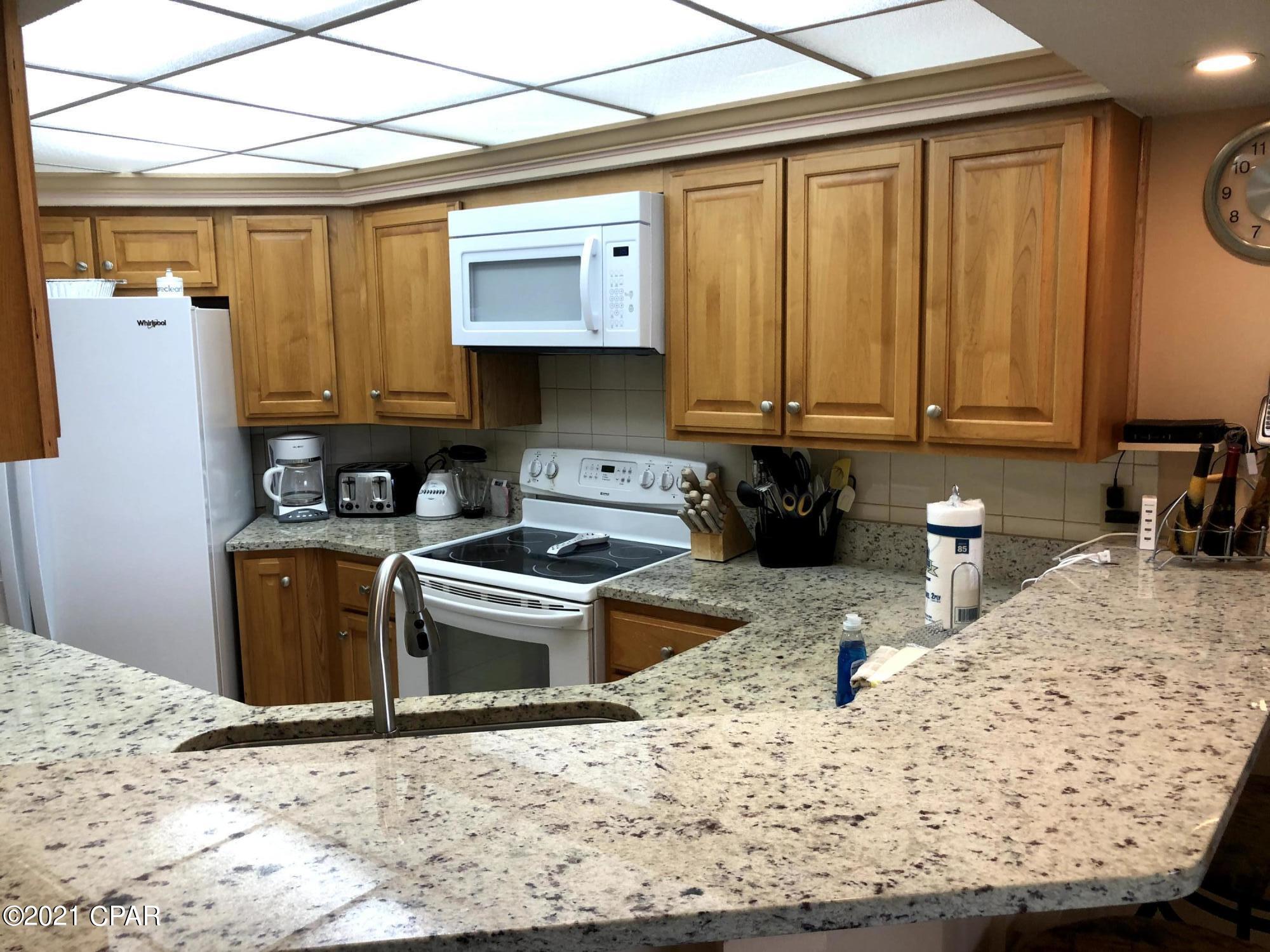 Summerhouse Condo. - Residential