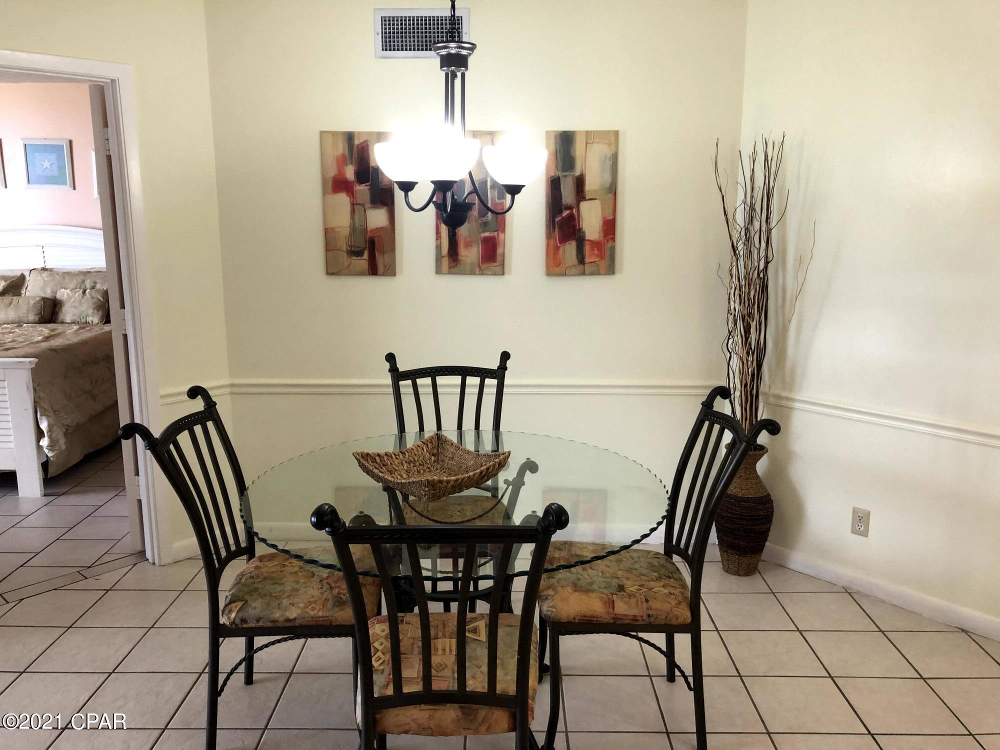 Summerhouse Condo. - Residential