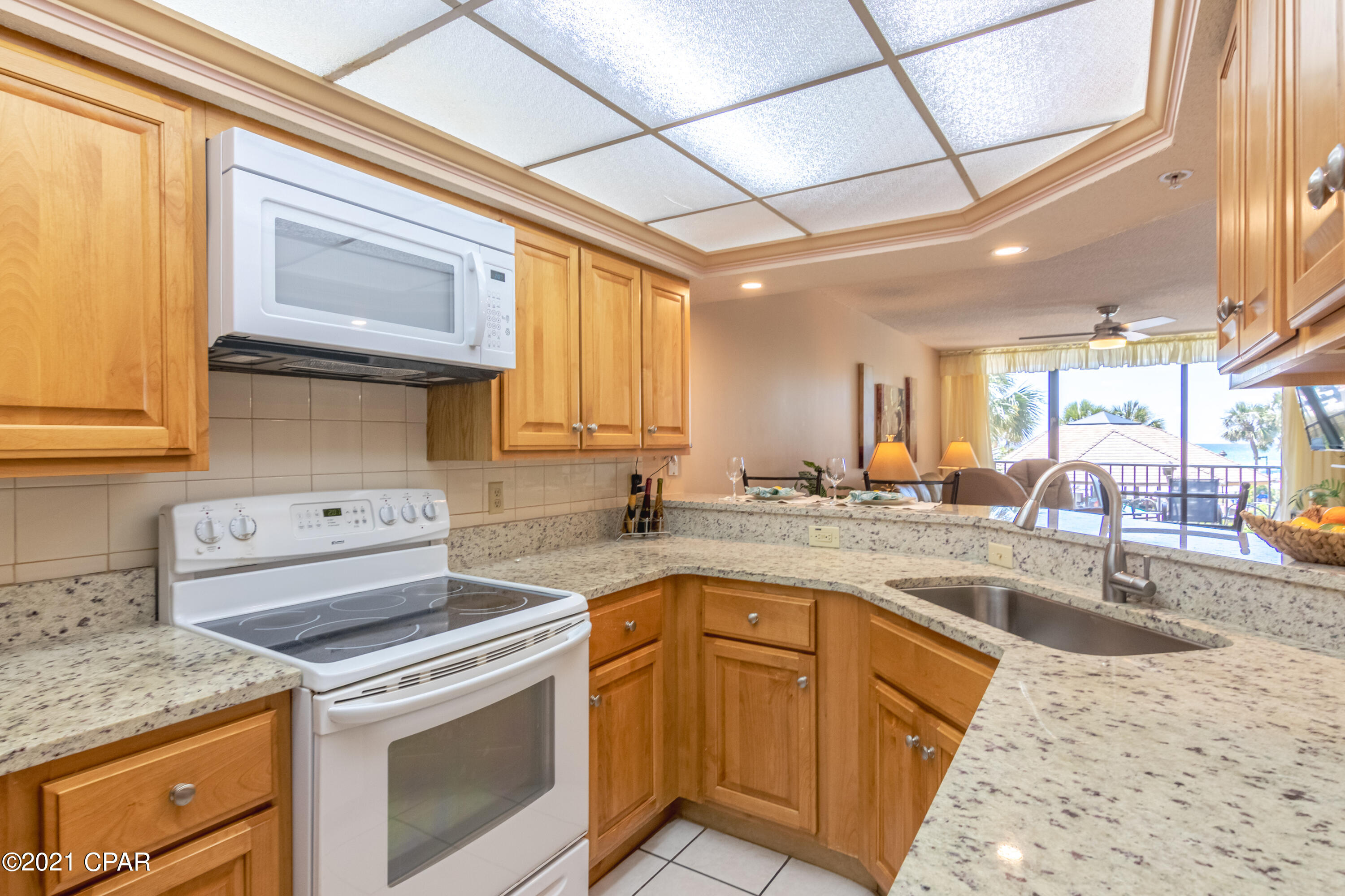 Summerhouse Condo. - Residential