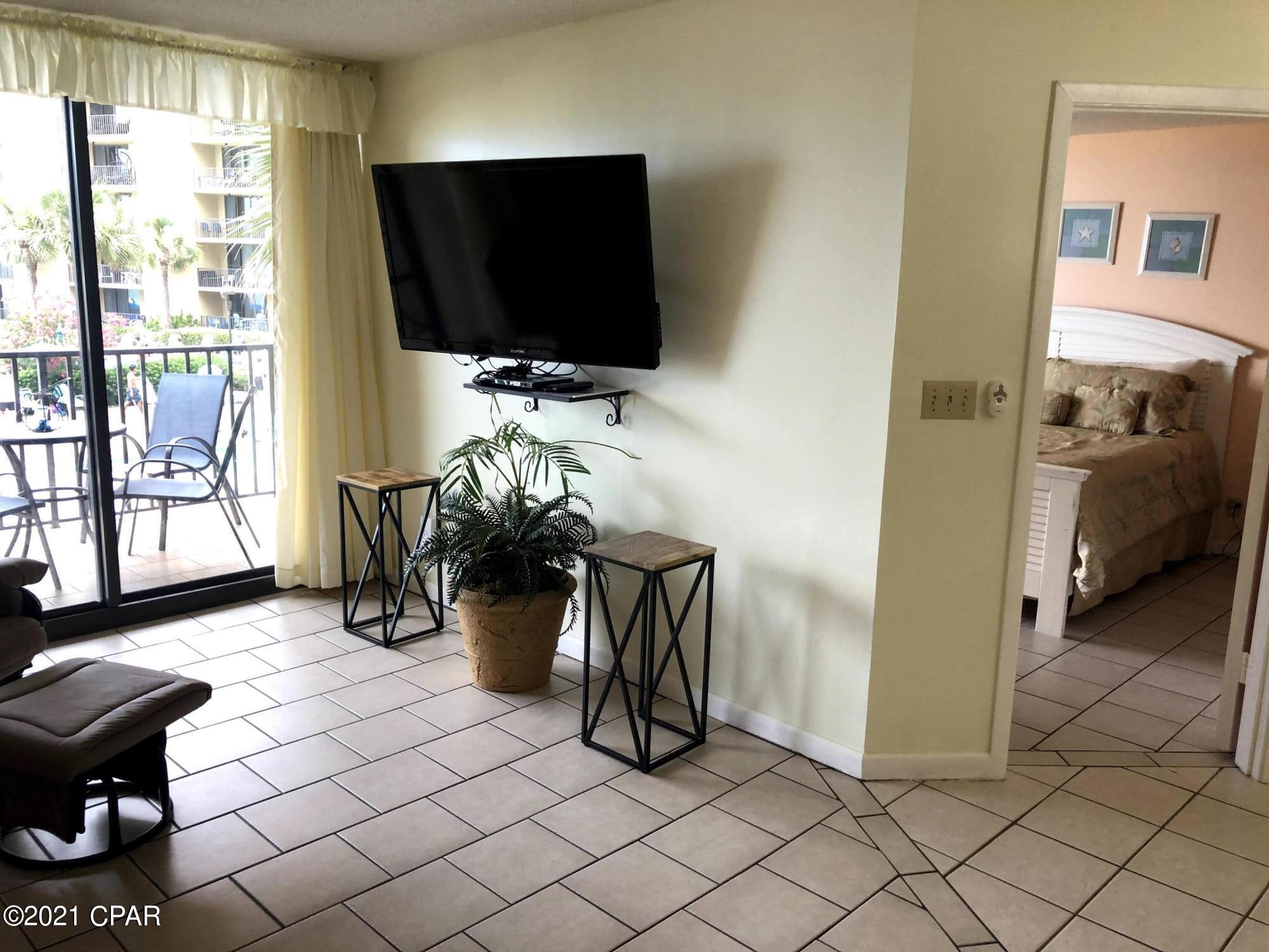 Summerhouse Condo. - Residential