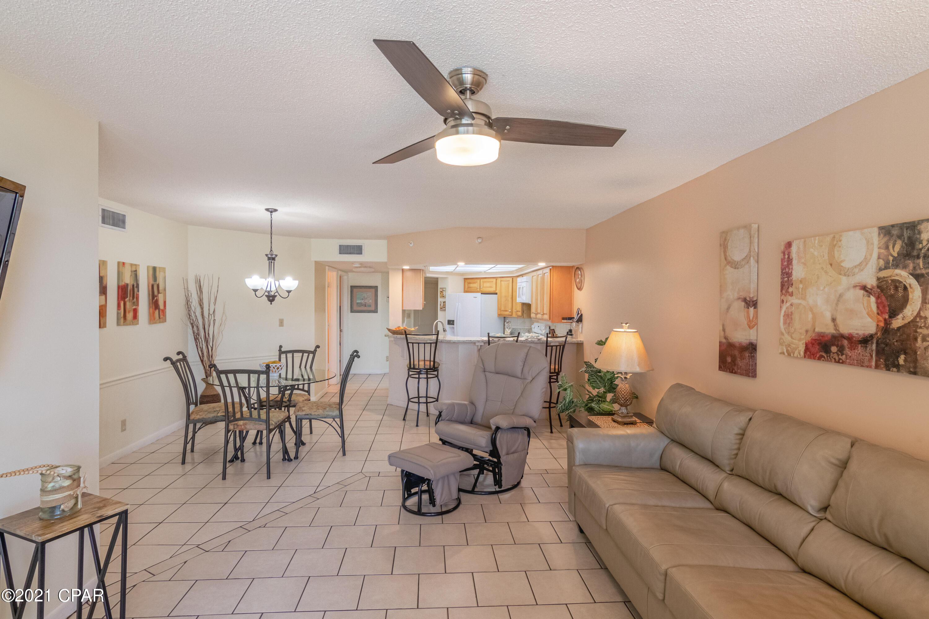 Summerhouse Condo. - Residential