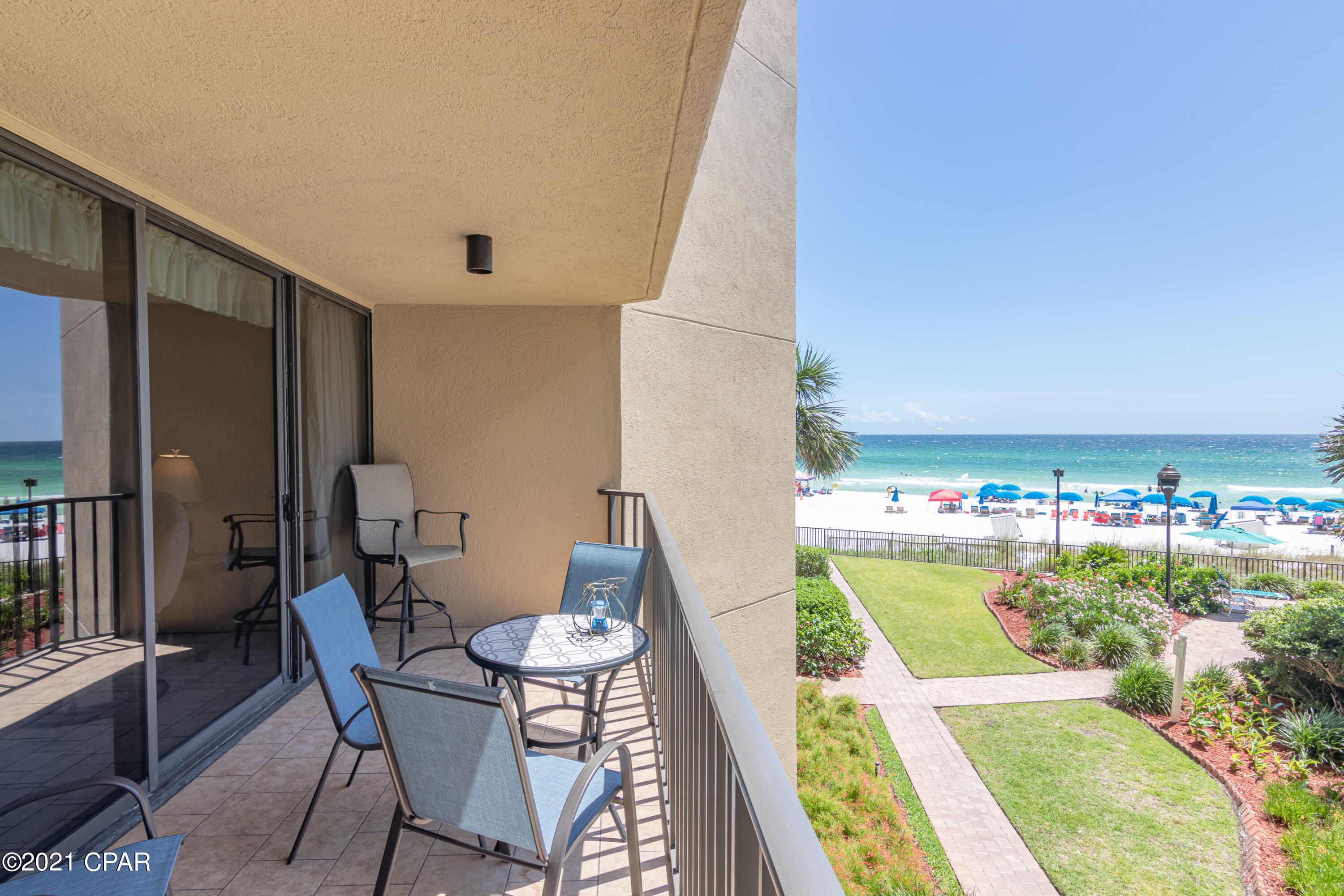 Summerhouse Condo. - Residential