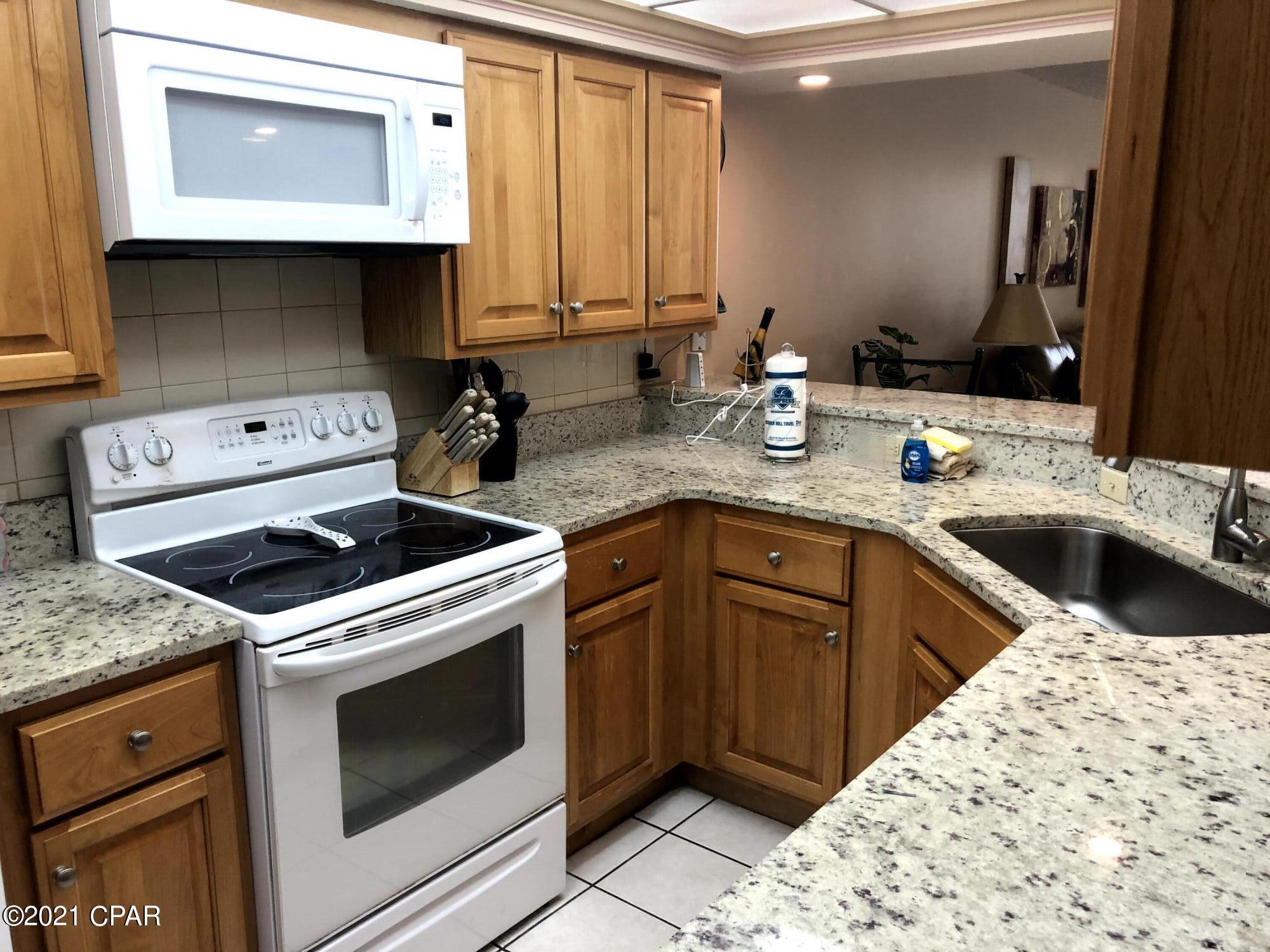 Summerhouse Condo. - Residential