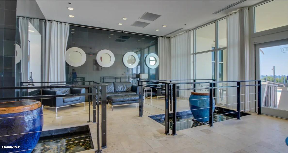 Sterling Breeze - Residential