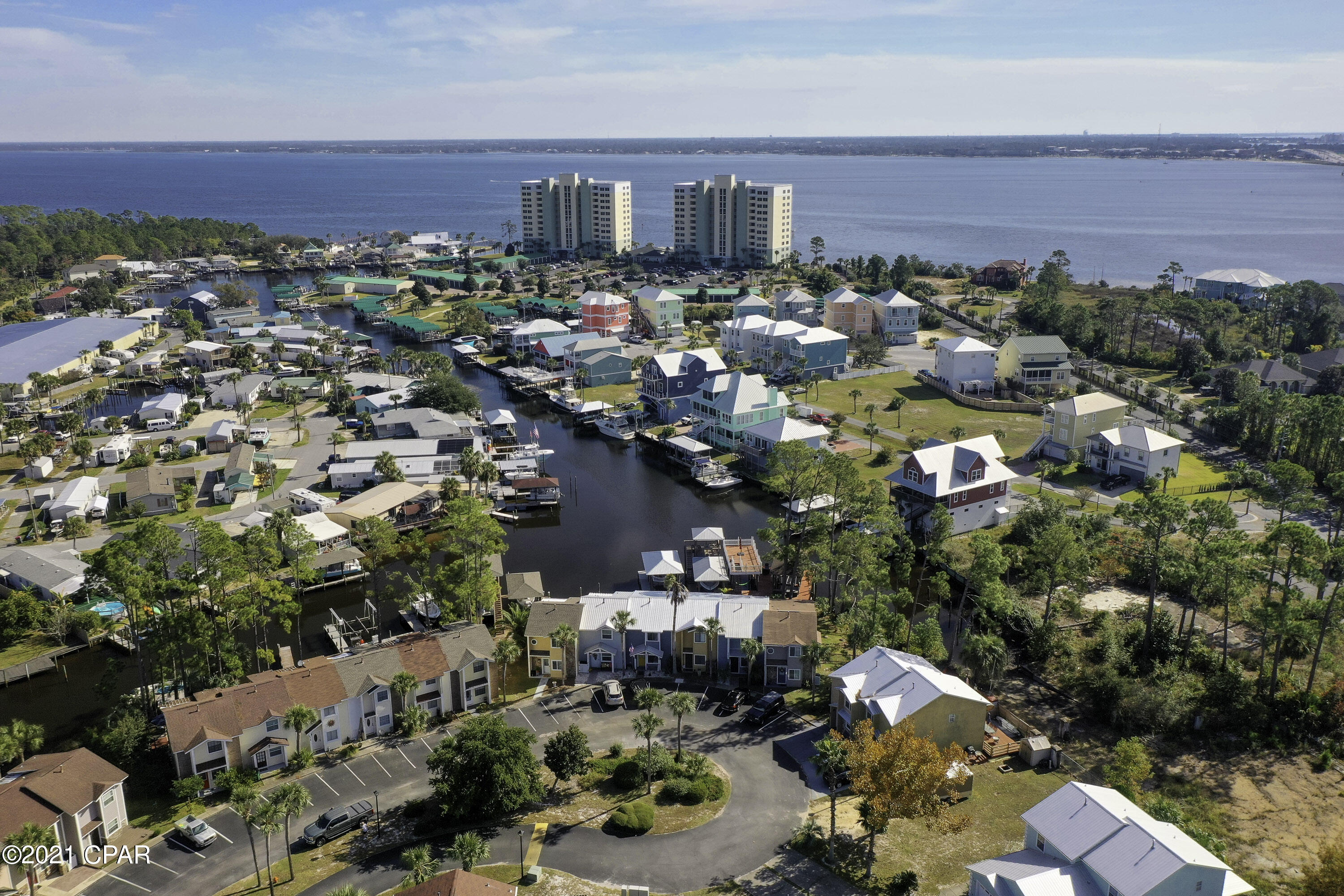 Harbour Towne - Residential