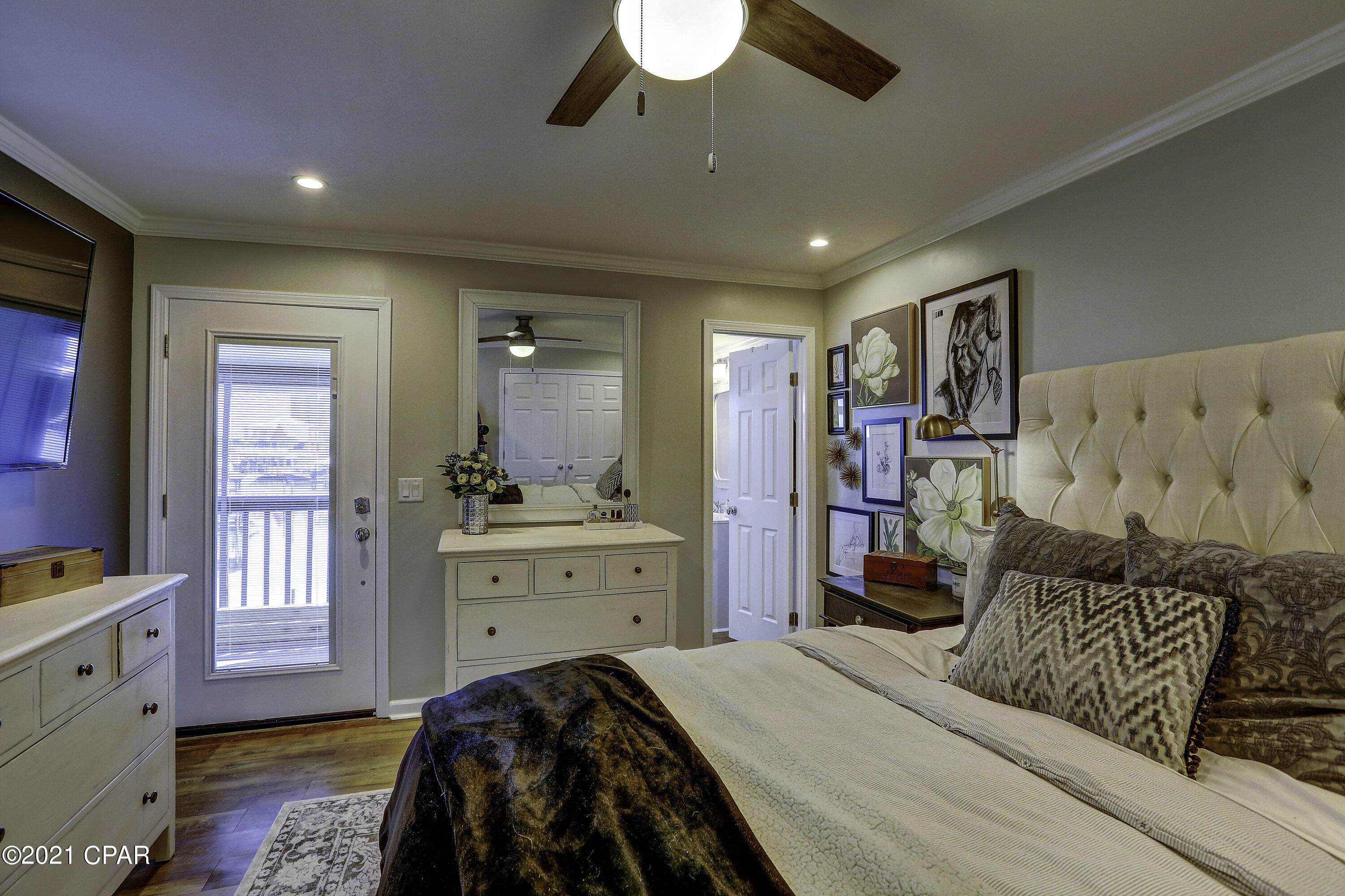 Harbour Towne - Residential