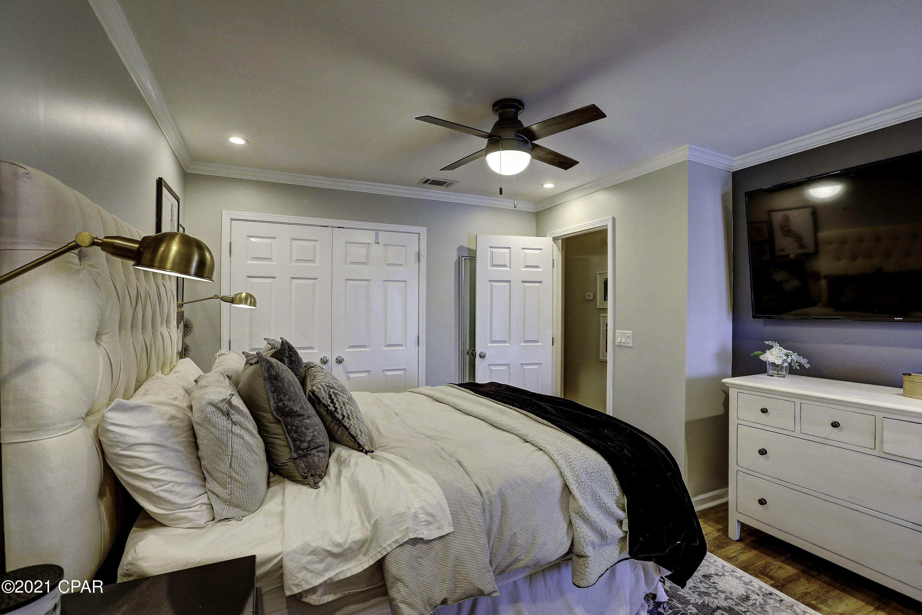 Harbour Towne - Residential