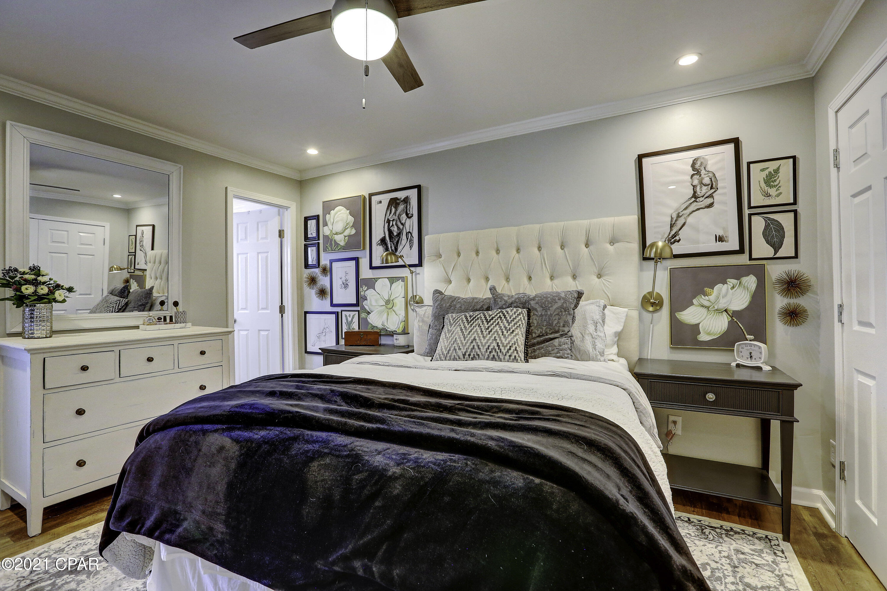 Harbour Towne - Residential