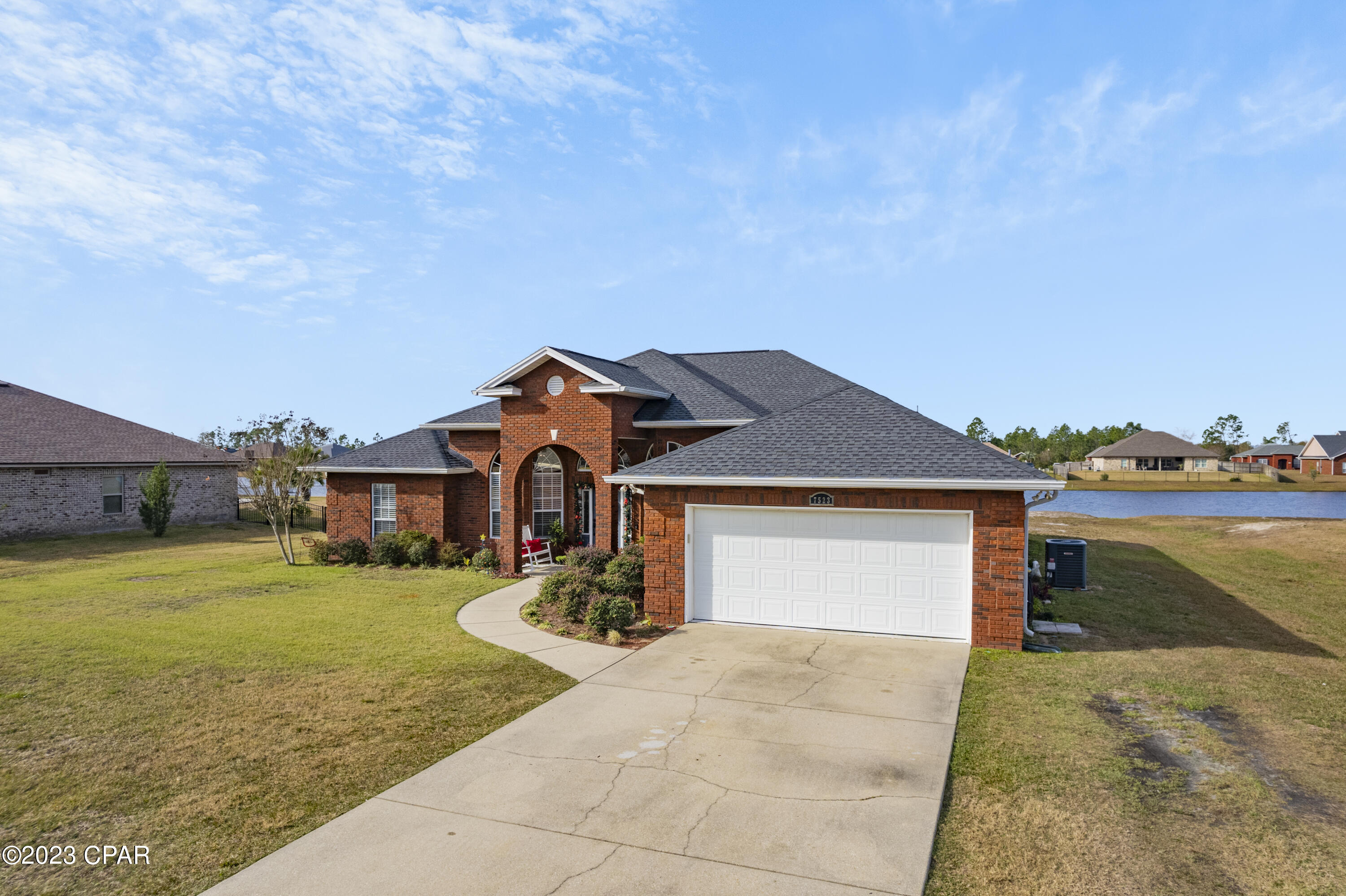 Kirkland Manor - Residential