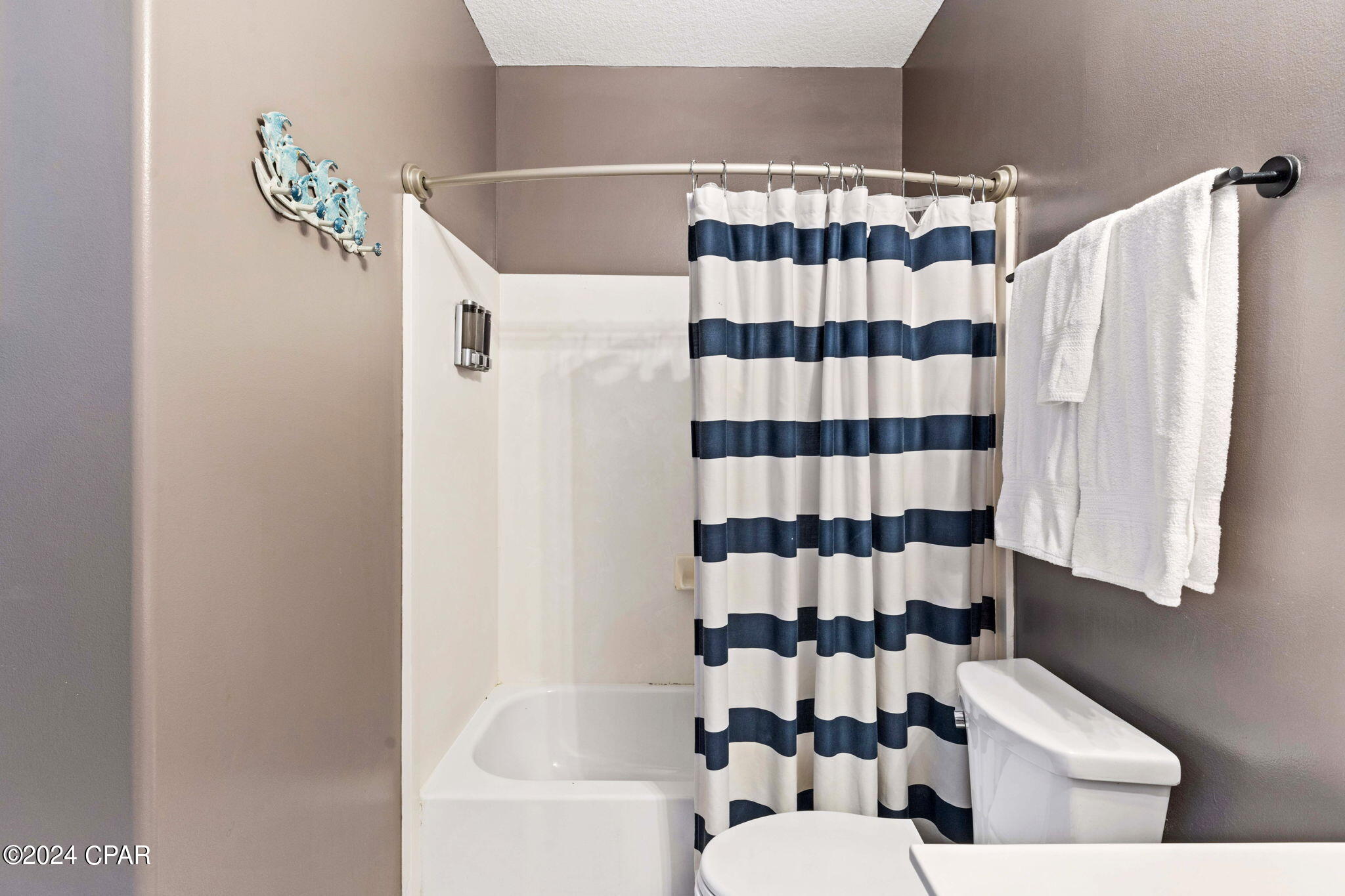 Ocean Ritz - Residential