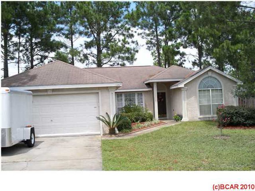 Very nice home in Brittany Woods Subdivision. Split bedroom floor plan and the cathedral ceilings make the home very spacious and great for entertaining. Home features tile floors and carpet. Very nice eat in kitchen features a pantry, breakfast bar and all the standard appliances except a fridge. Living room features a fireplace and sliding glass doors which lead out to the patio and the fenced in back yard. Home is close to shopping, schools, dining and entertainment.