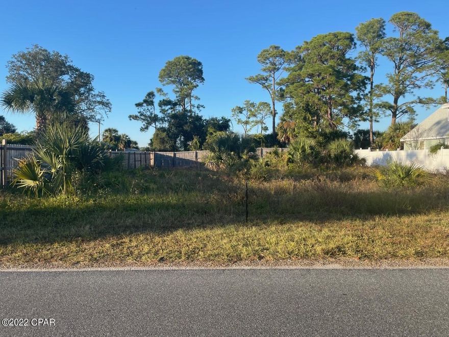 Great lot to build your dream home or vacation rental. Possible water view on a 2nd level, Close to Marinas, Restaurants and St Andrew State Park. Great location. Seller stated that there is possible sewer connection close by. Buyer to verify.