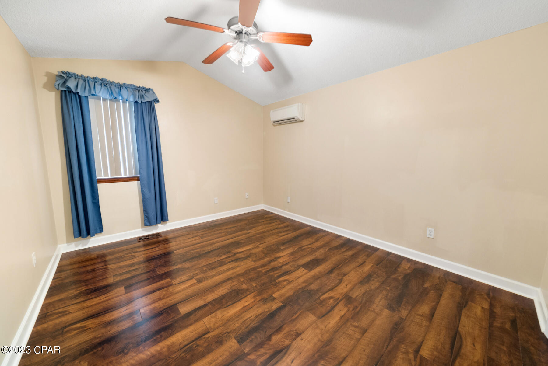 Belaire Estates U-6 - Residential Lease