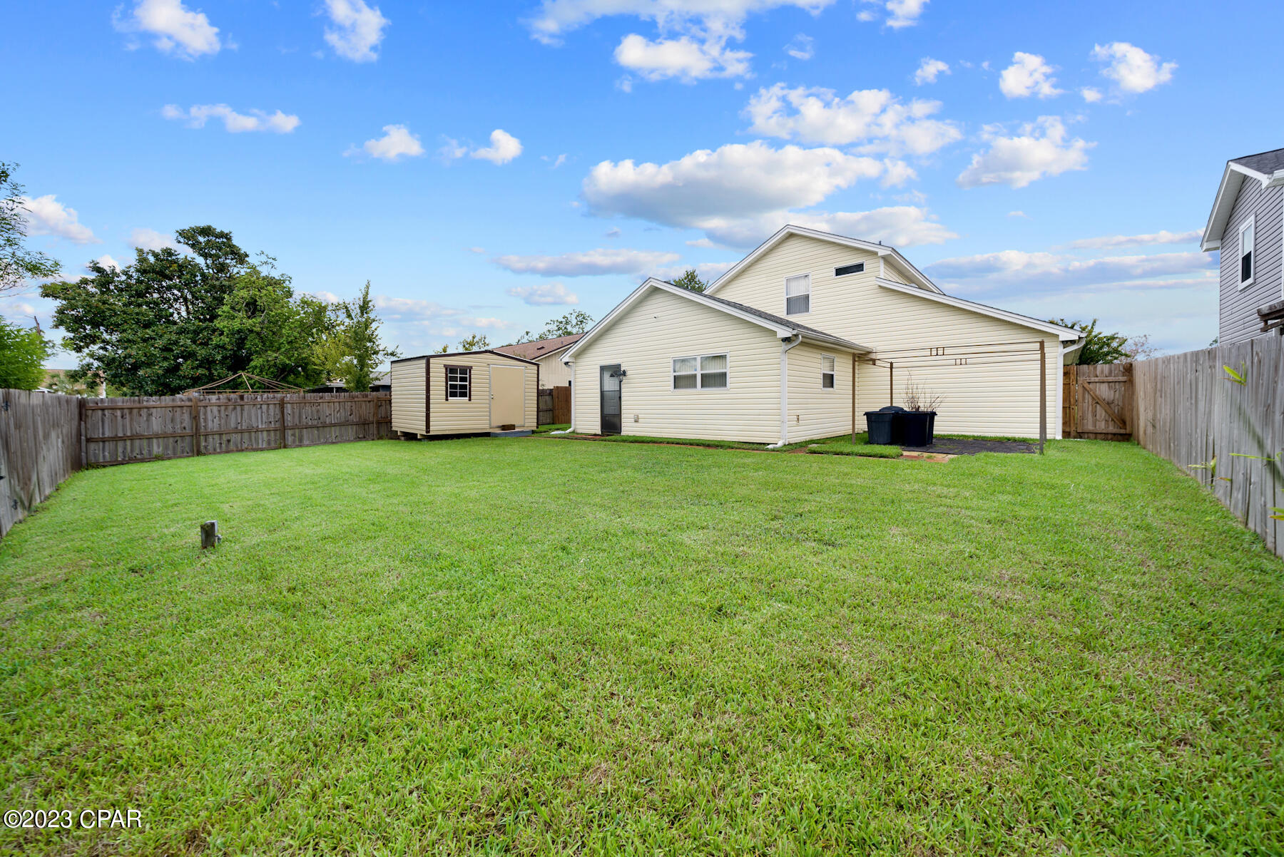 Belaire Estates U-6 - Residential Lease