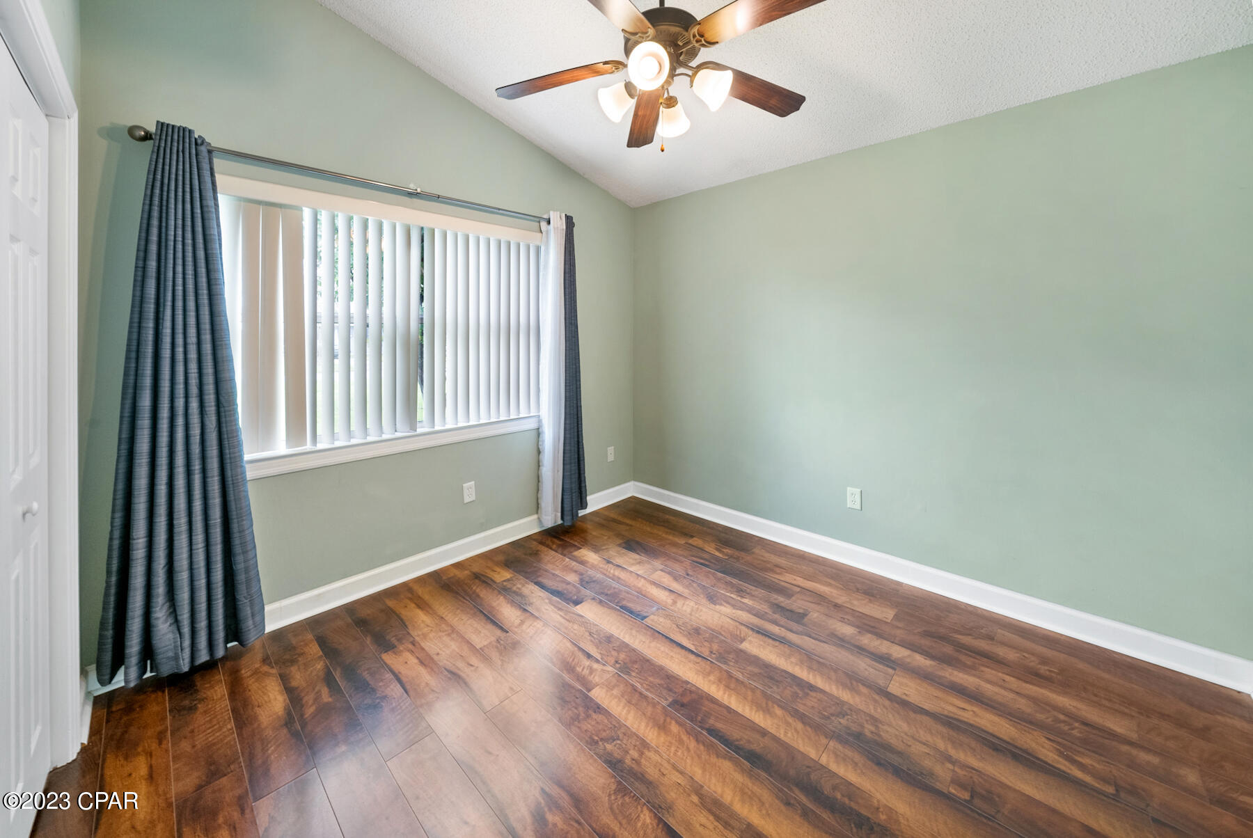 Belaire Estates U-6 - Residential Lease