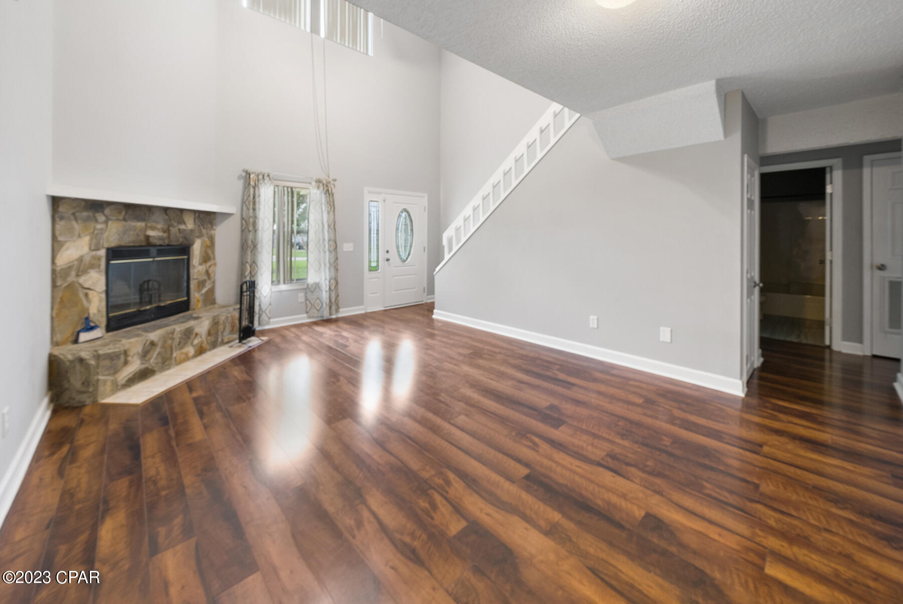 Belaire Estates U-6 - Residential Lease