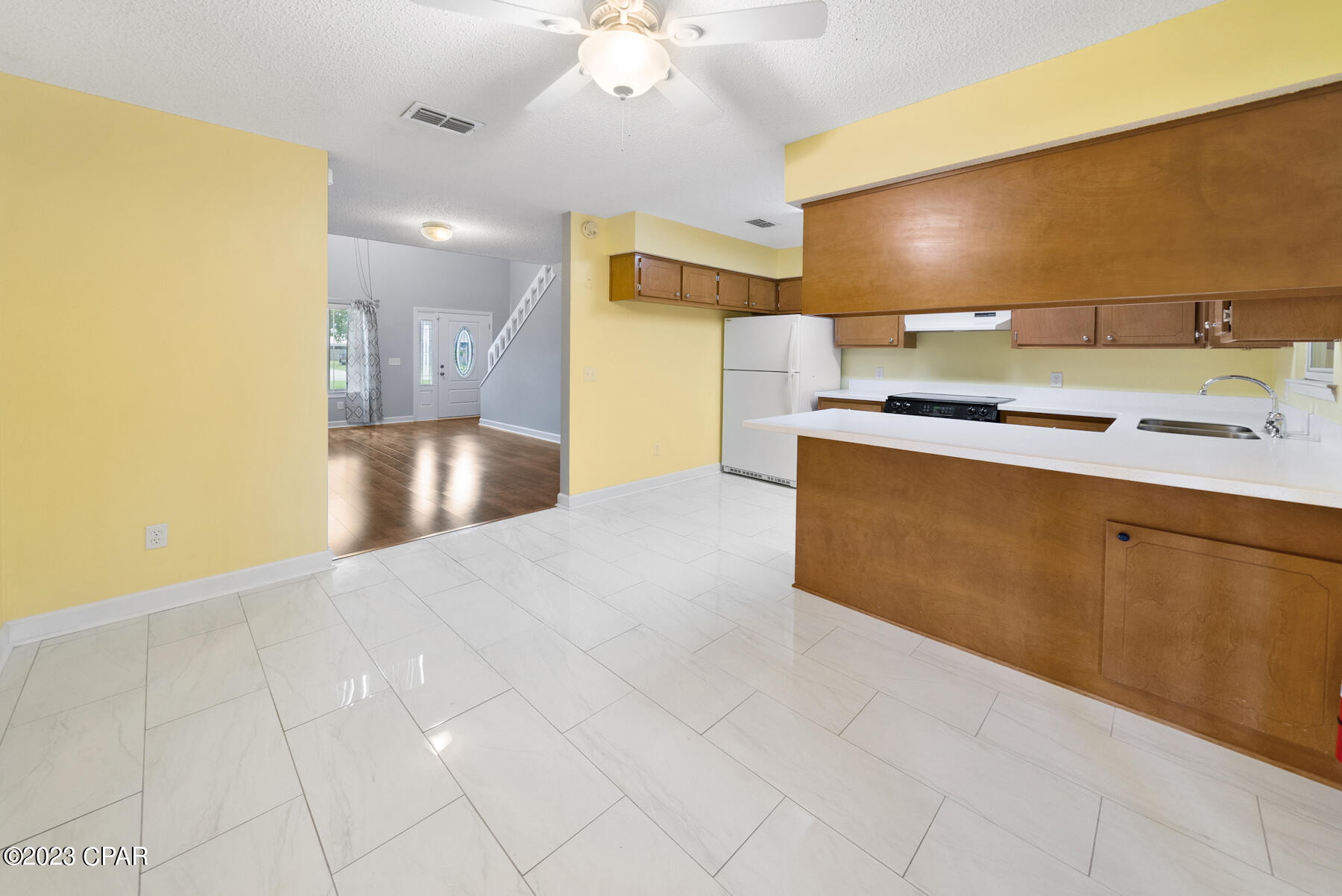 Belaire Estates U-6 - Residential Lease