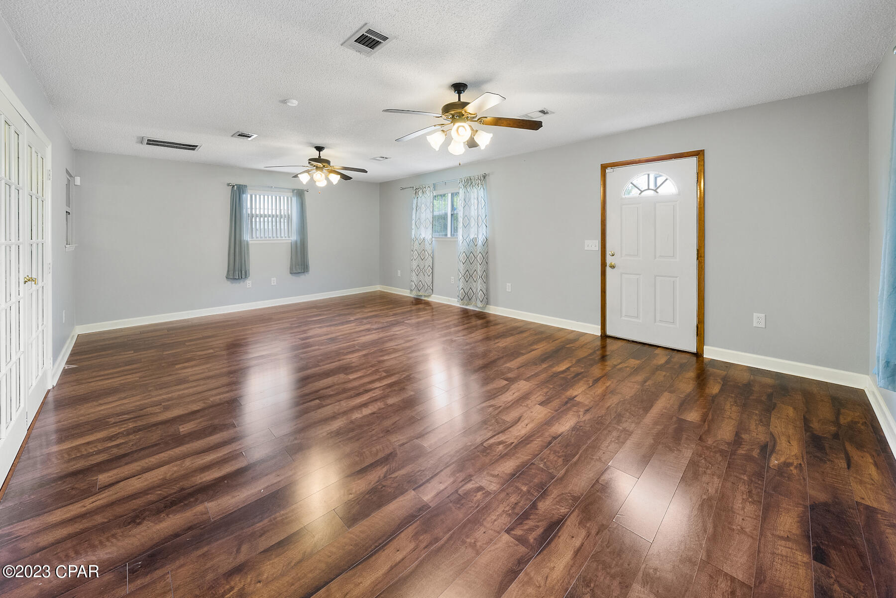 Belaire Estates U-6 - Residential Lease