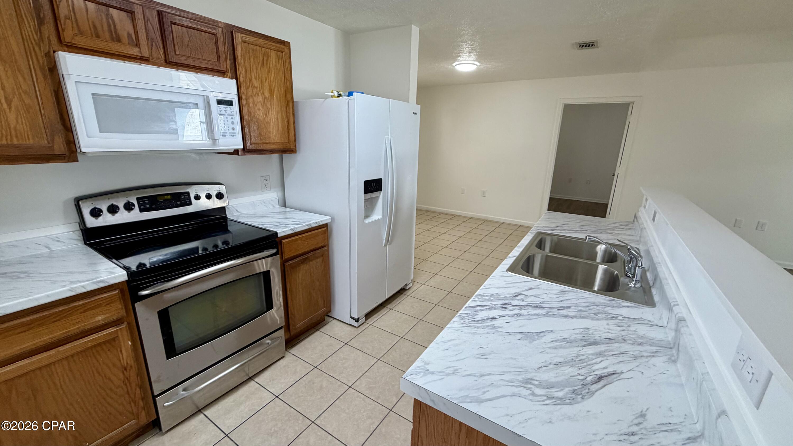 [No Recorded Subdiv] - Residential Lease