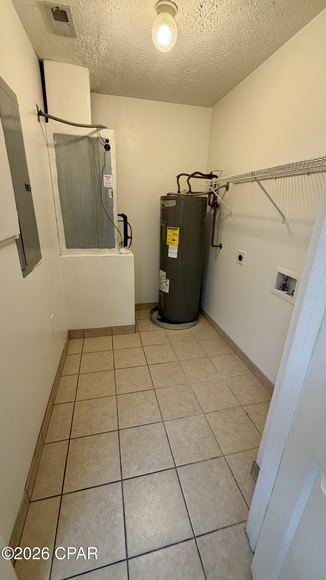 [No Recorded Subdiv] - Residential Lease