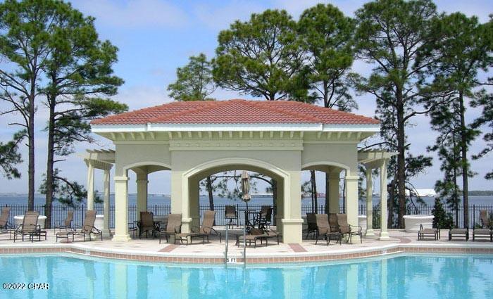 Magnolia Bay Club - Residential