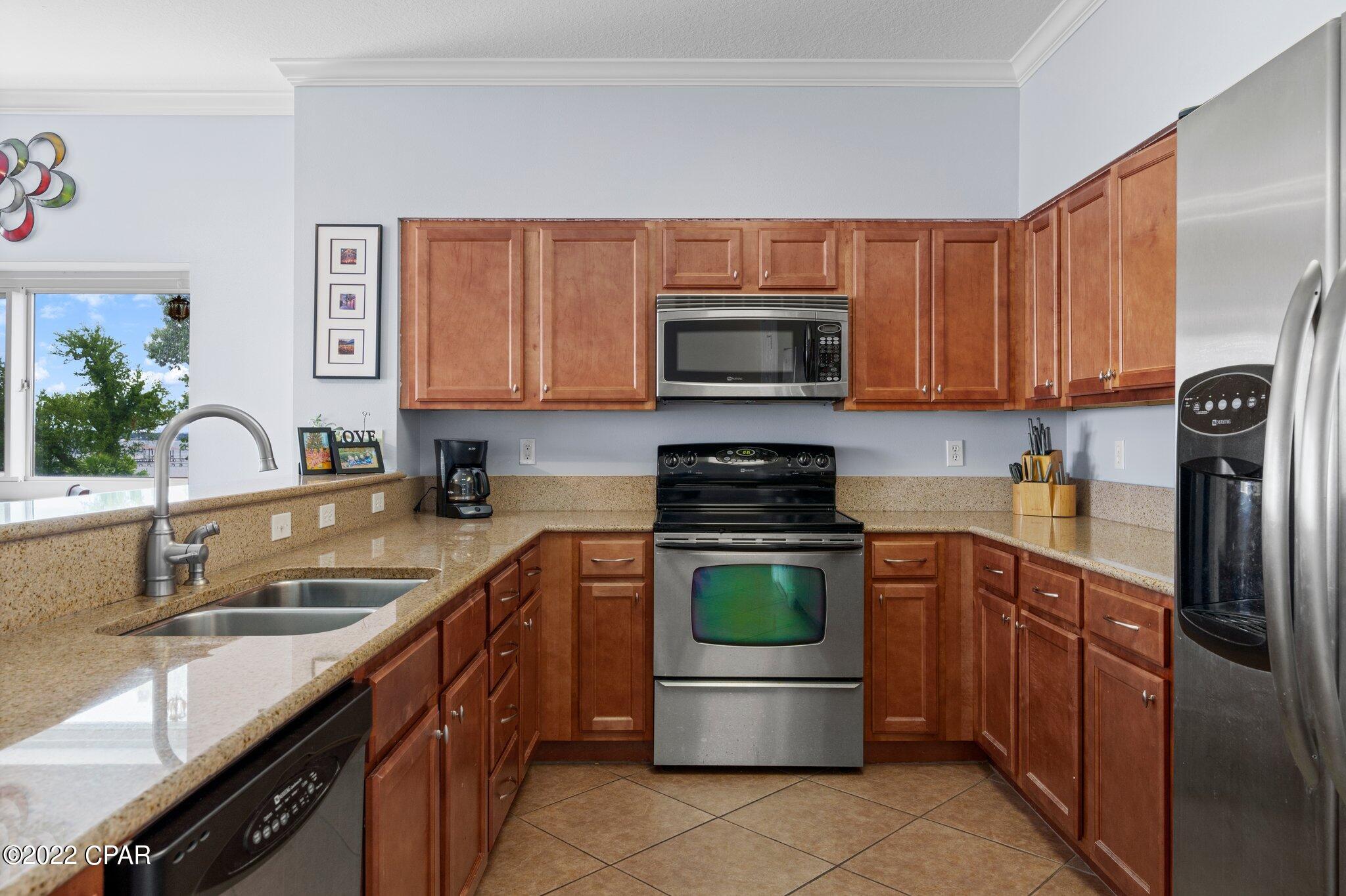 Magnolia Bay Club - Residential