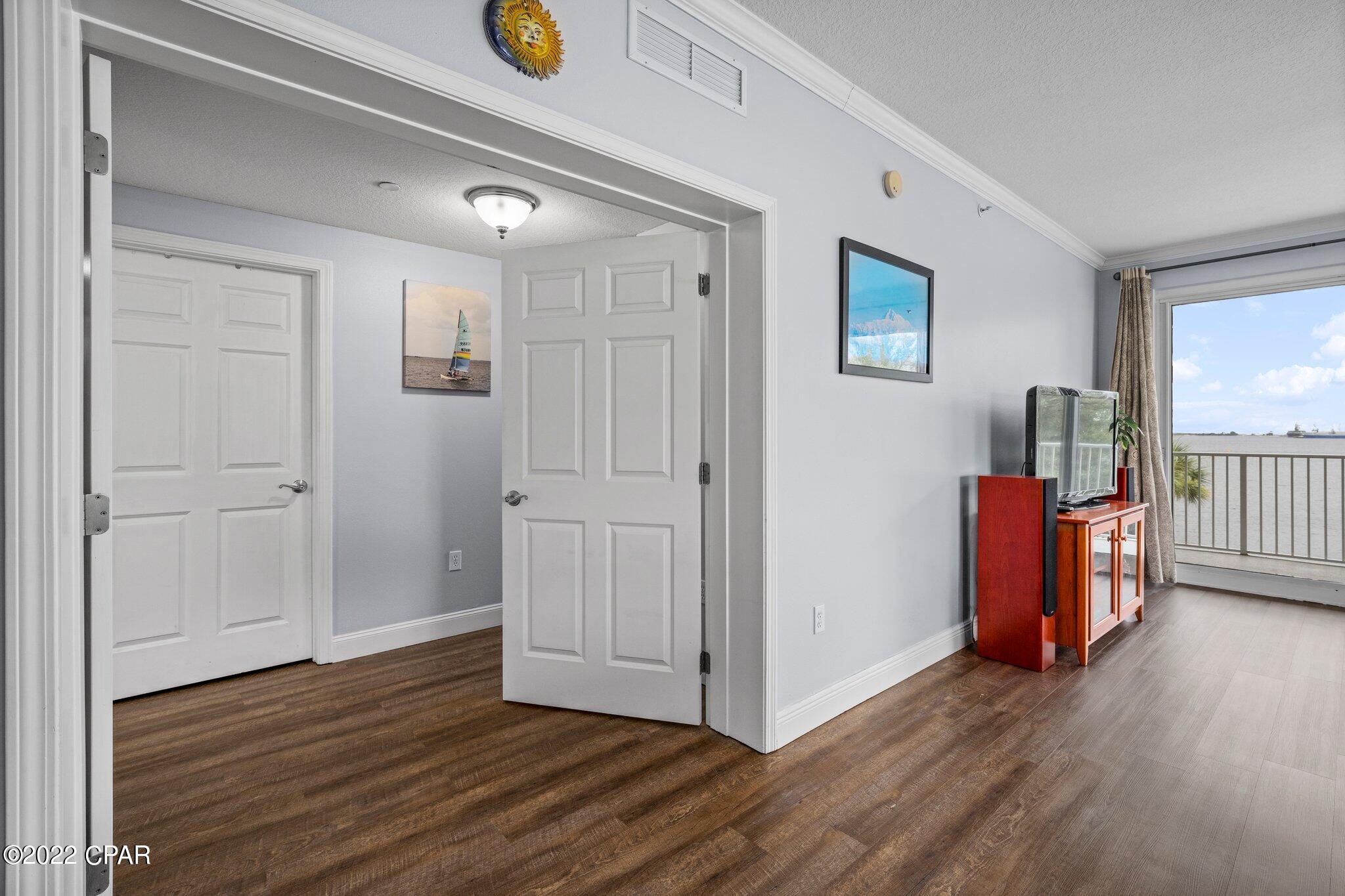 Magnolia Bay Club - Residential