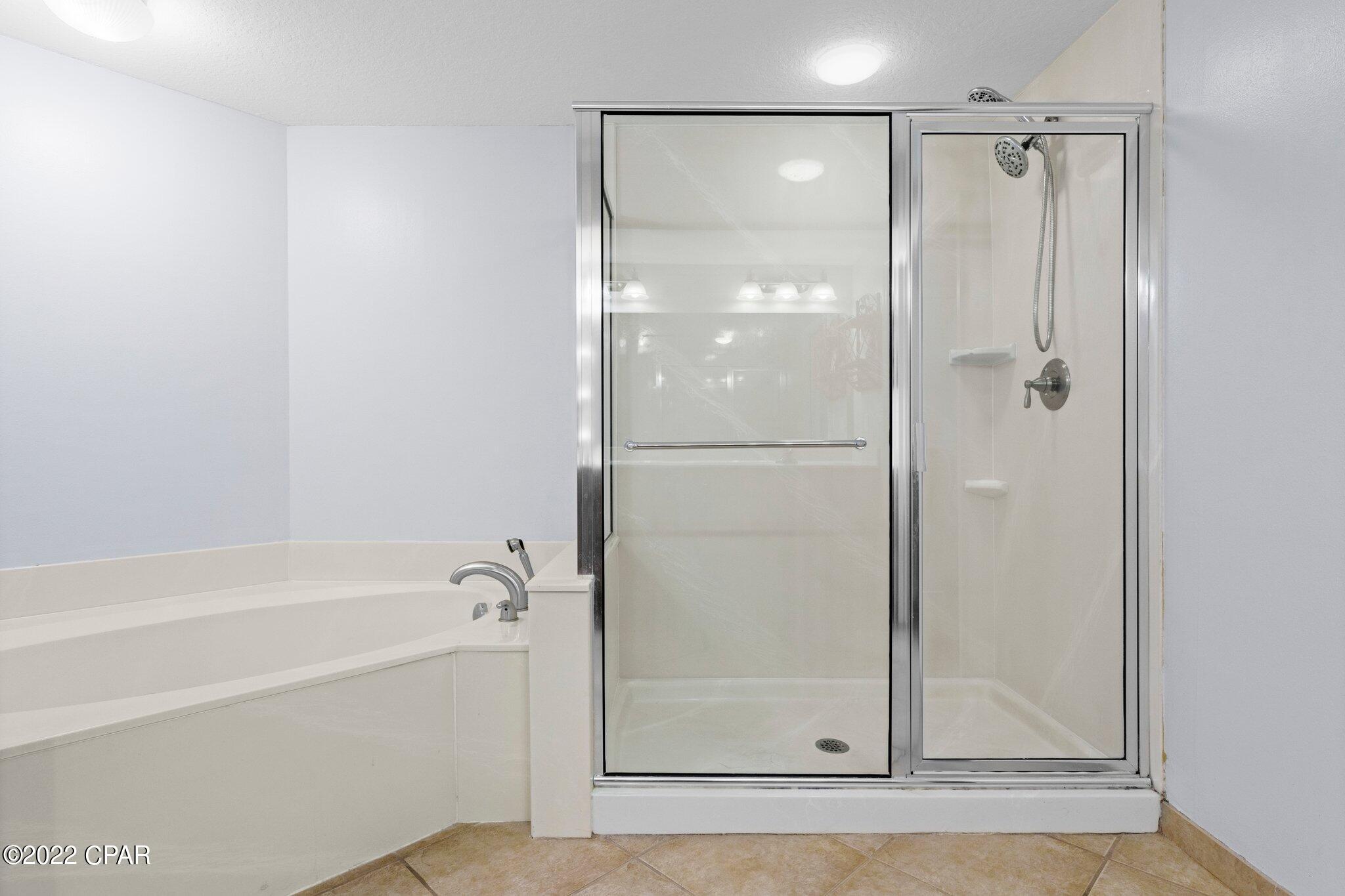 Magnolia Bay Club - Residential