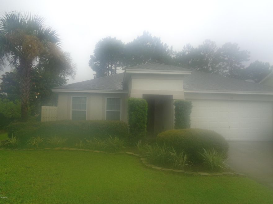 Beautiful home in Palmetto Trace with open floorplan, stainless steel appliances including great location next to the pool.Separate dining room, a huge living room, spacious master bedroom with extra large walk-in closet, an on-suite master with double sinks, separate tub & shower and powder room, split bedroom floor plan. Sliding doors off of the living room lead out to the private covered patio.